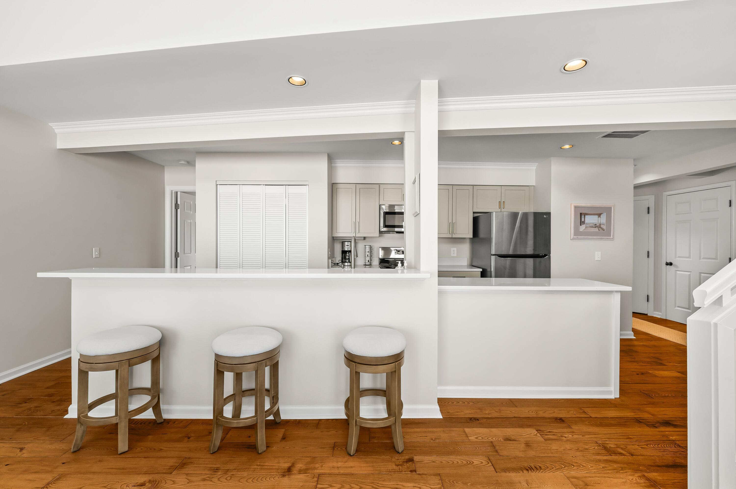 300 Oselka Drive 464