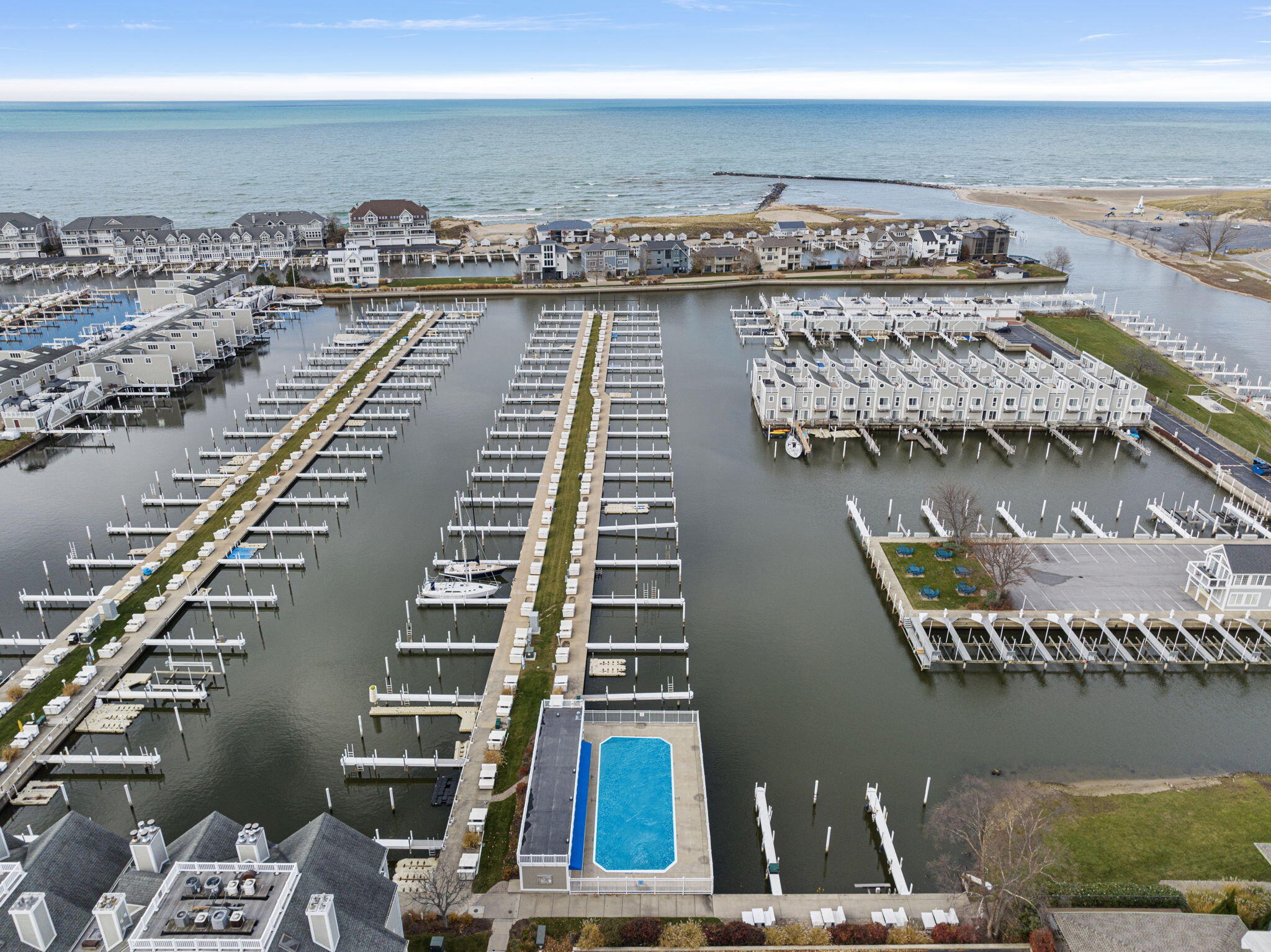 300 Oselka Drive 464