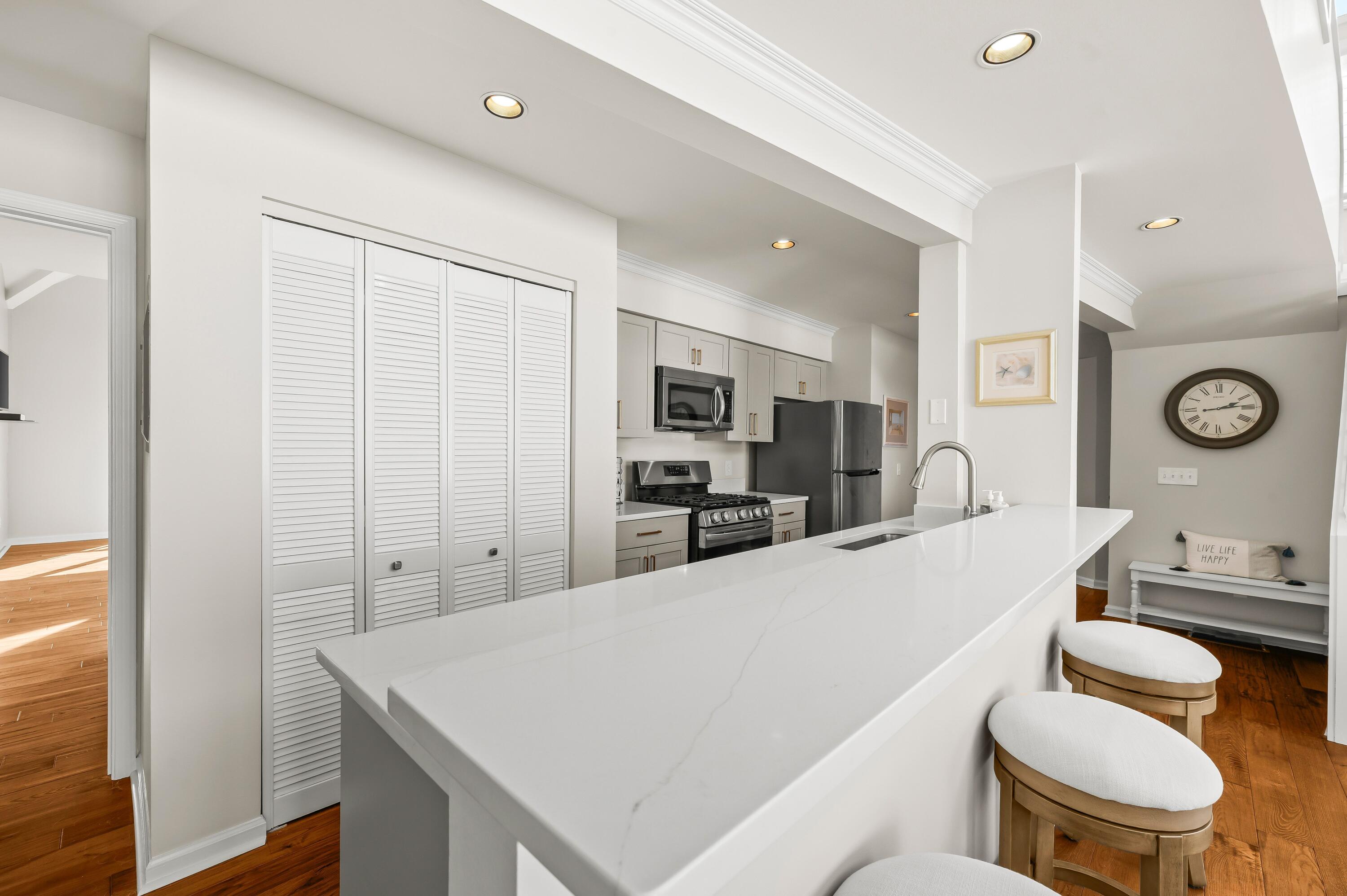 300 Oselka Drive 464