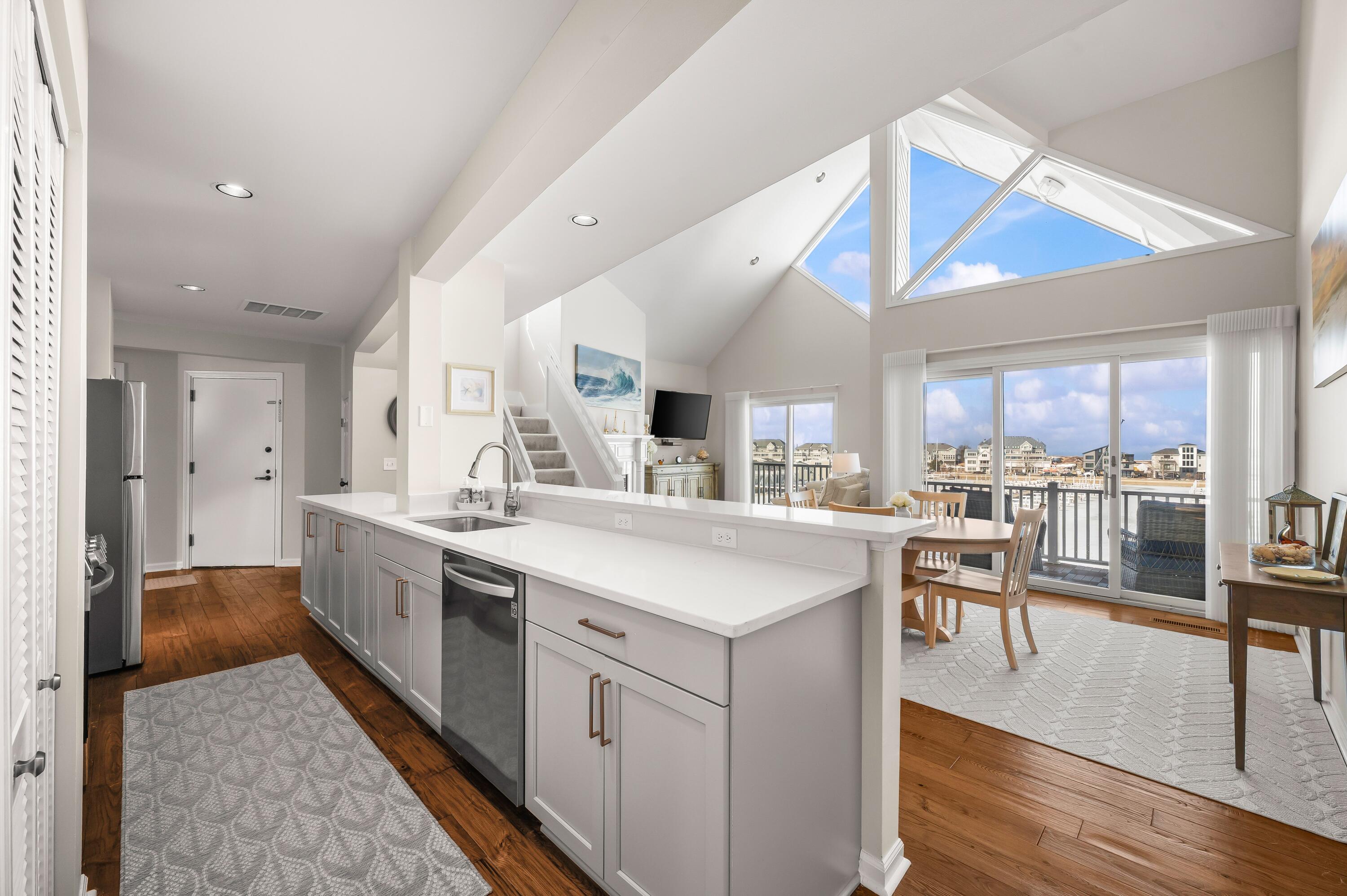 300 Oselka Drive 464