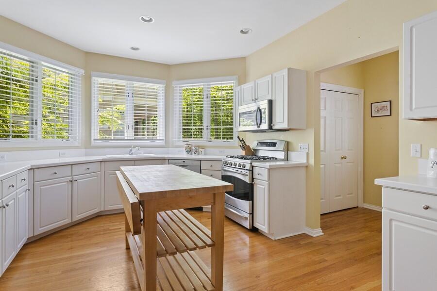 18590 Forest Beach Drive