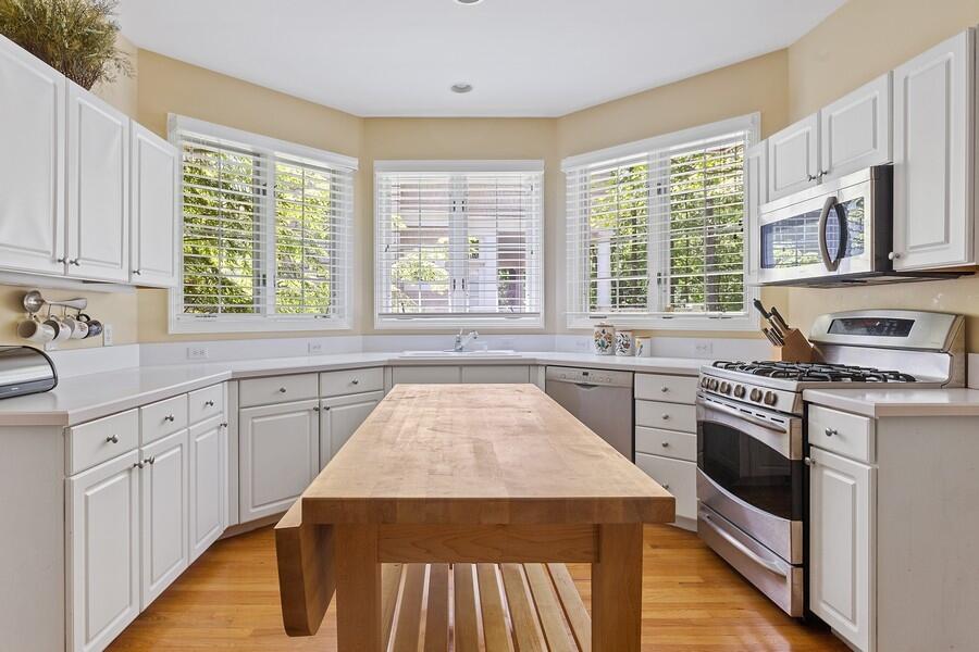 18590 Forest Beach Drive