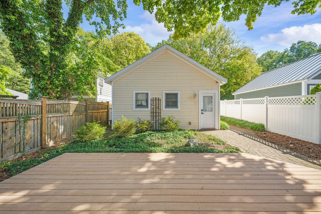 909 Lions Park Drive, St. Joseph