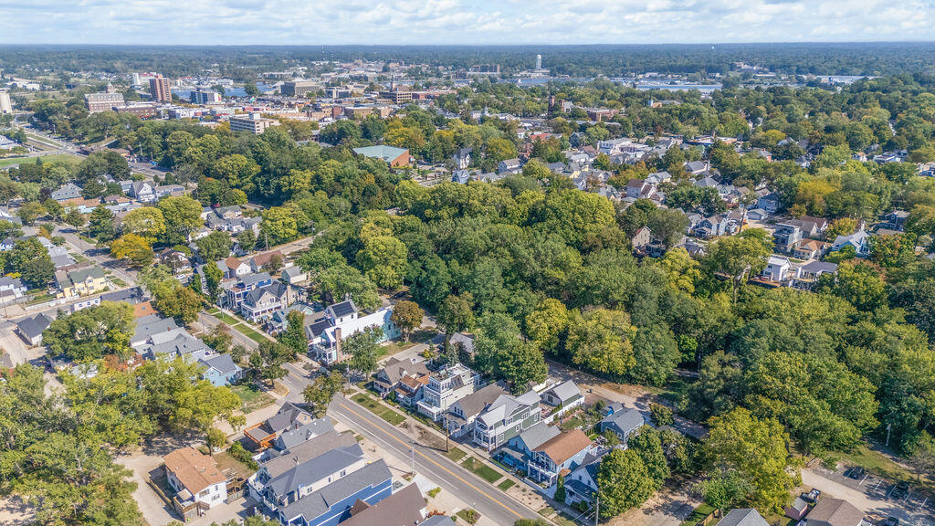 909 Lions Park Drive, St. Joseph