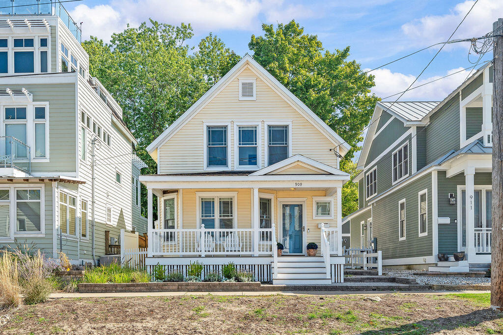 909 Lions Park Drive, St. Joseph