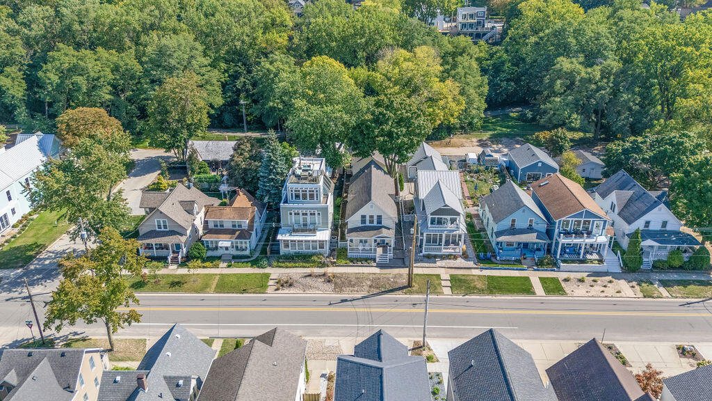 909 Lions Park Drive, St. Joseph