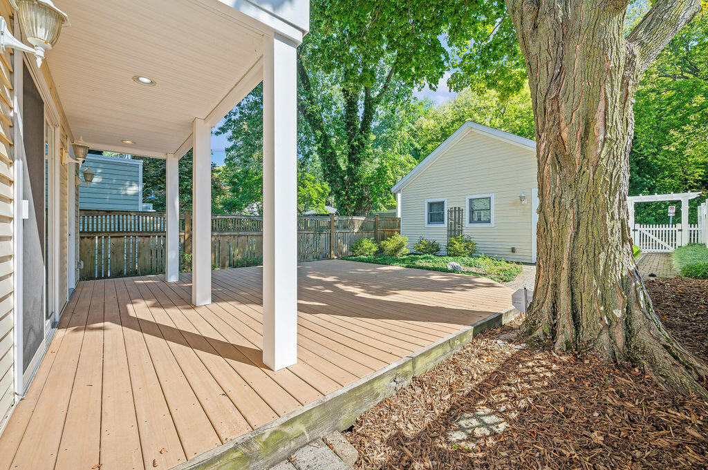 909 Lions Park Drive, St. Joseph