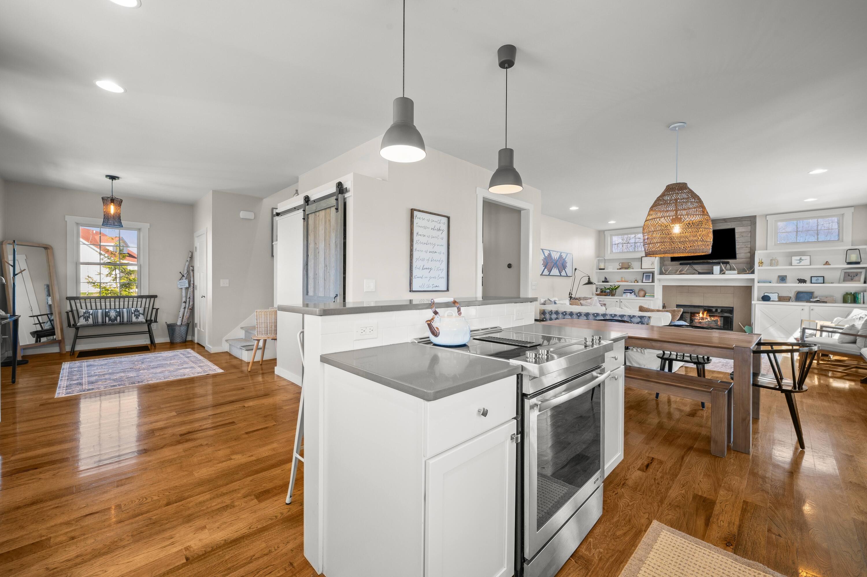 5553 Hidden Pond Lane