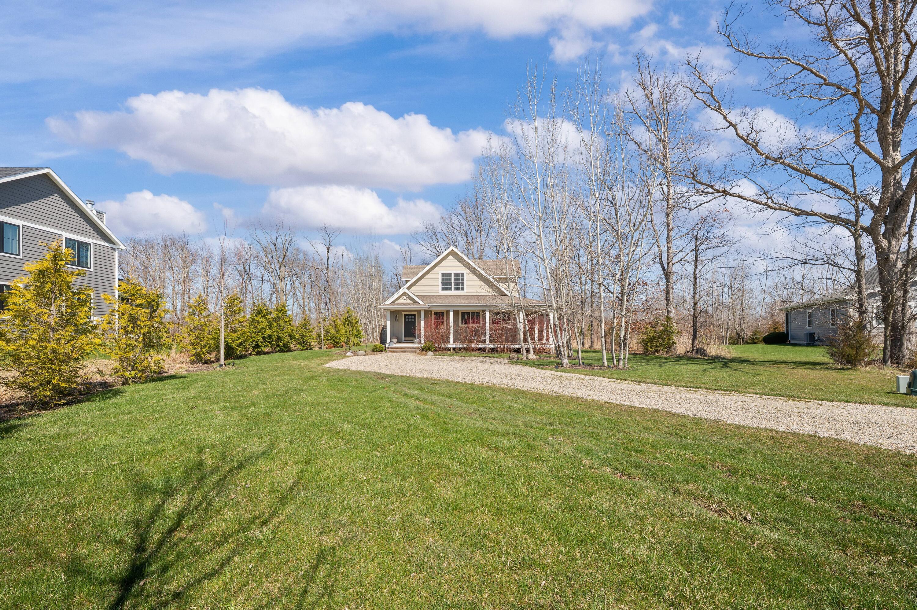 5553 Hidden Pond Lane