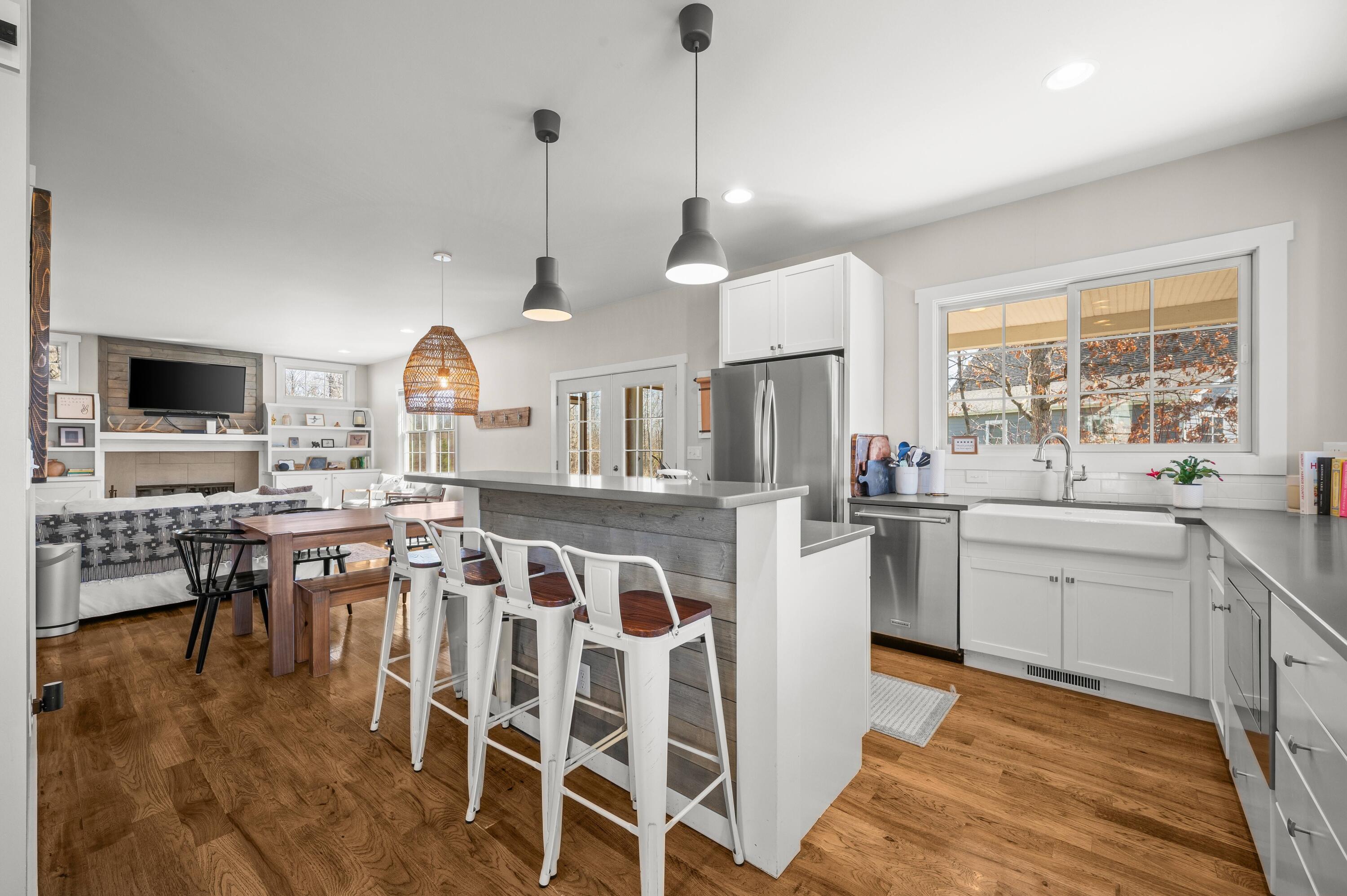 5553 Hidden Pond Lane