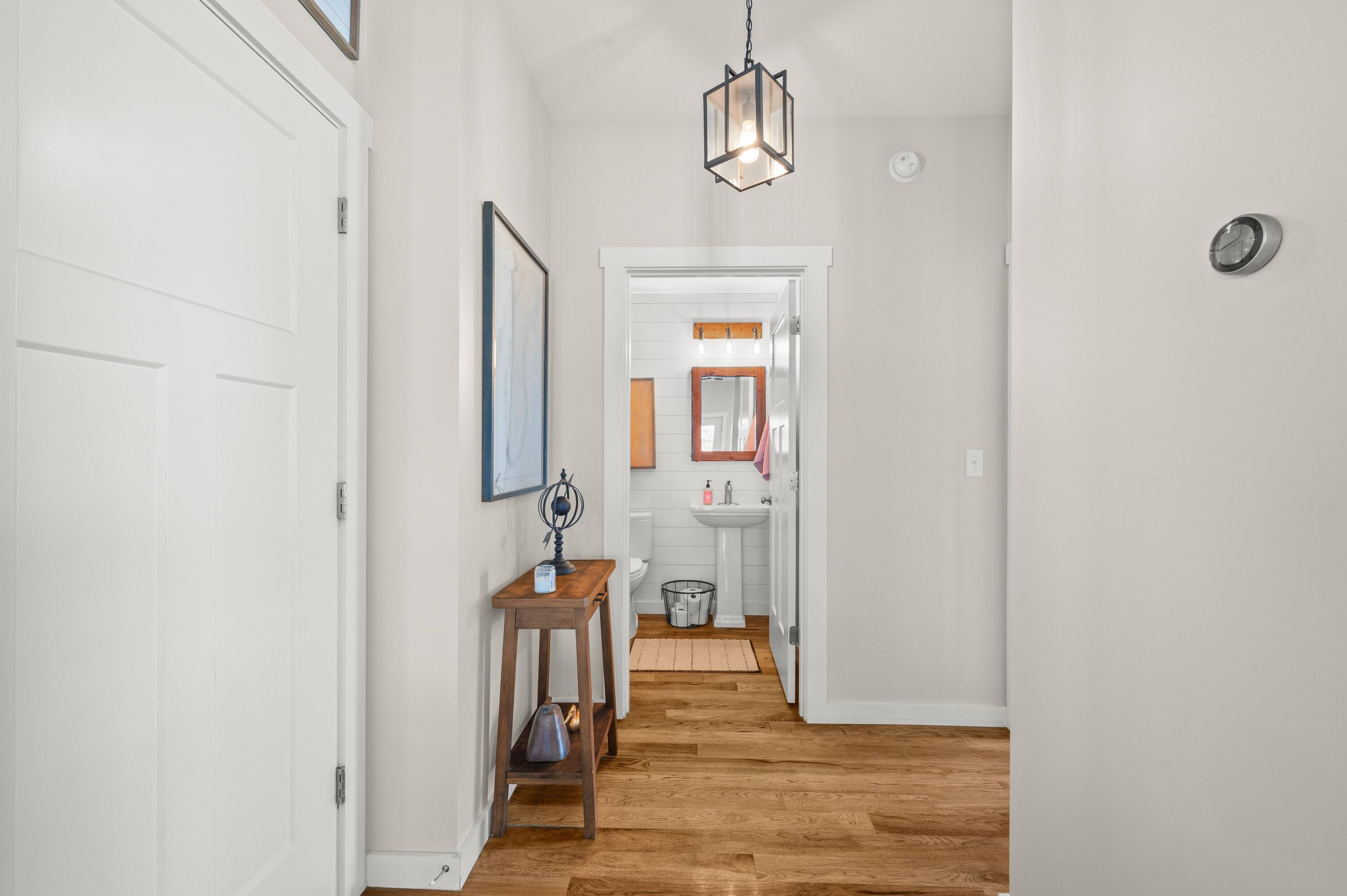 5553 Hidden Pond Lane