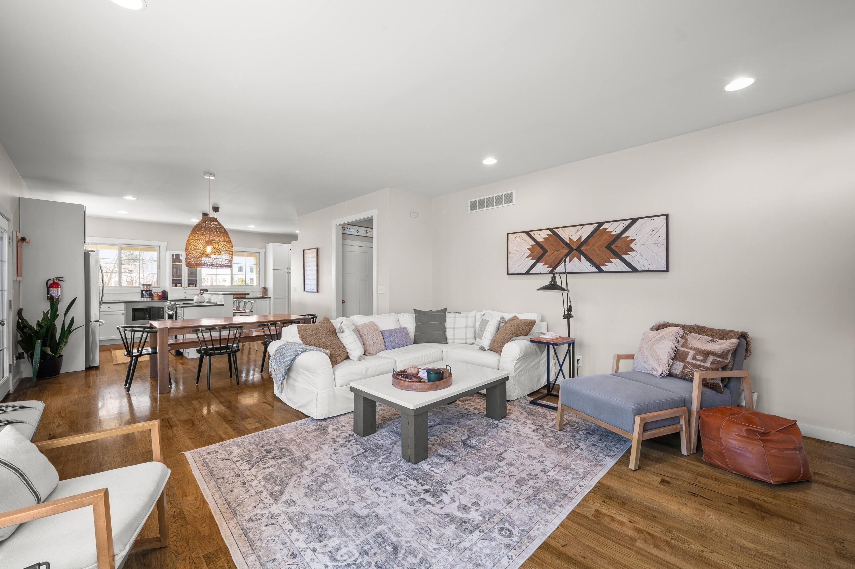 5553 Hidden Pond Lane