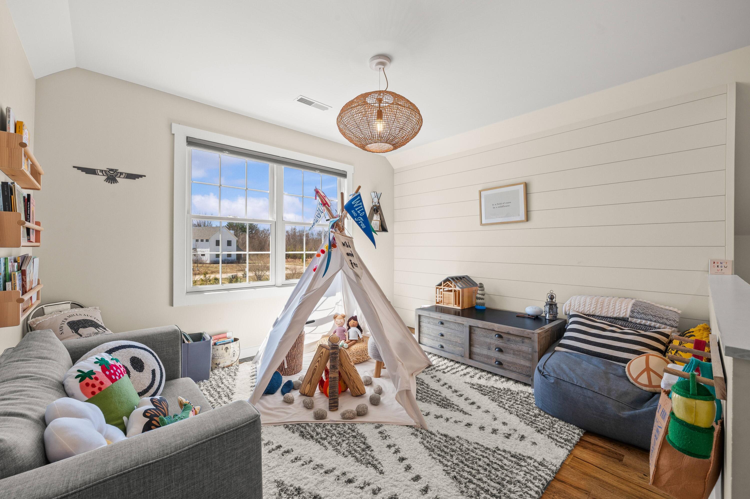 5553 Hidden Pond Lane