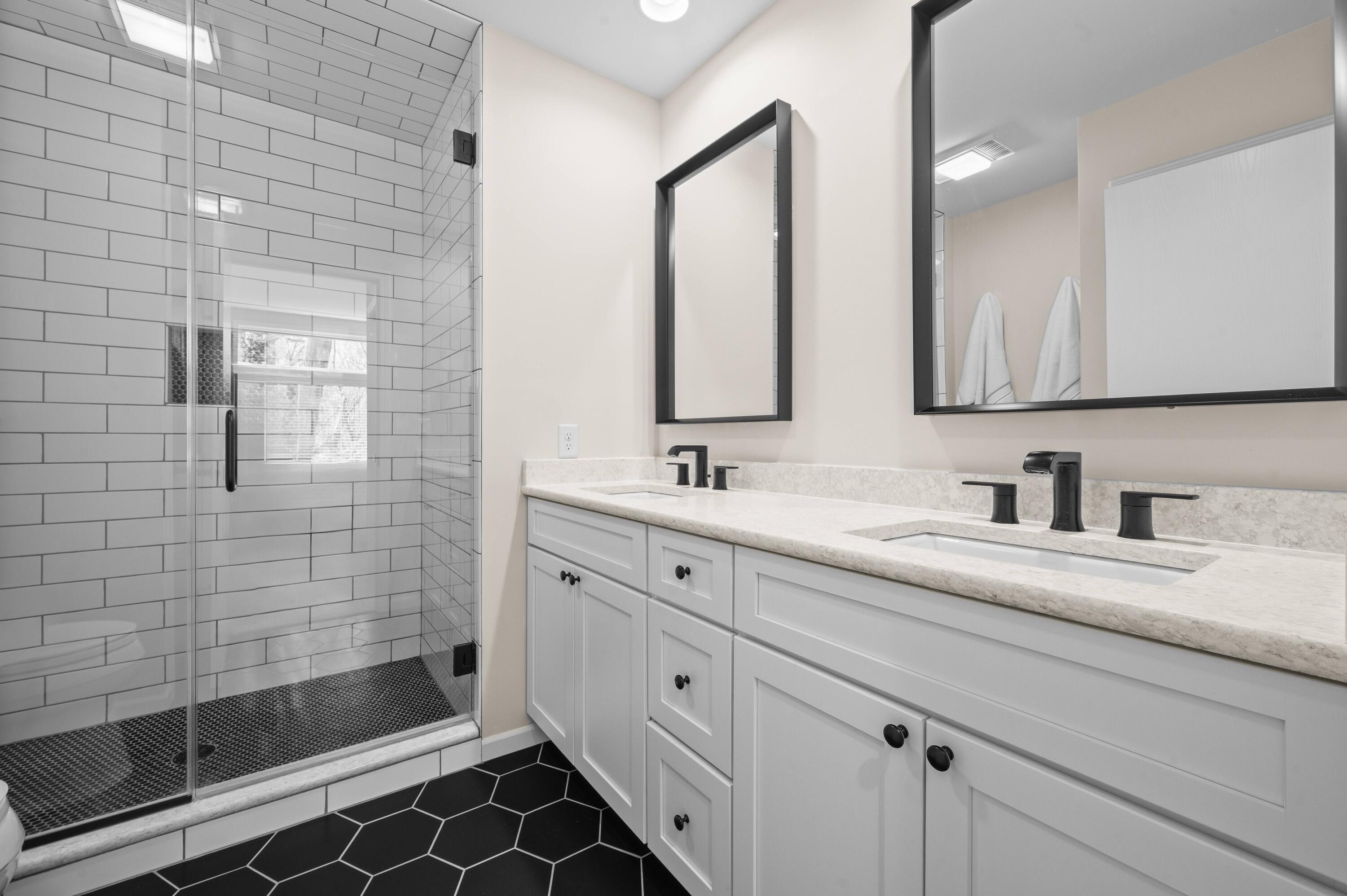 1501 W Water Street 61