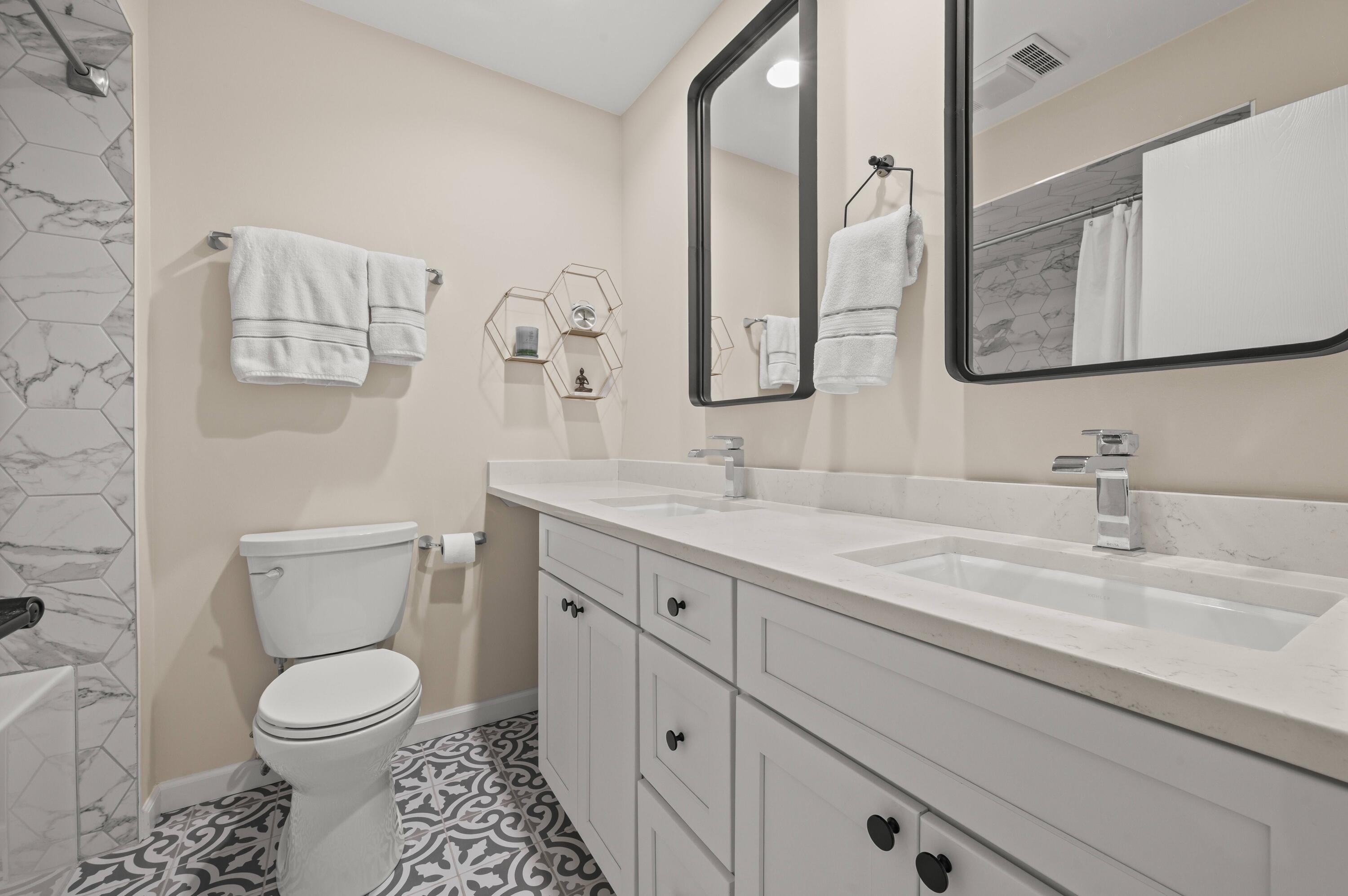 1501 W Water Street 61