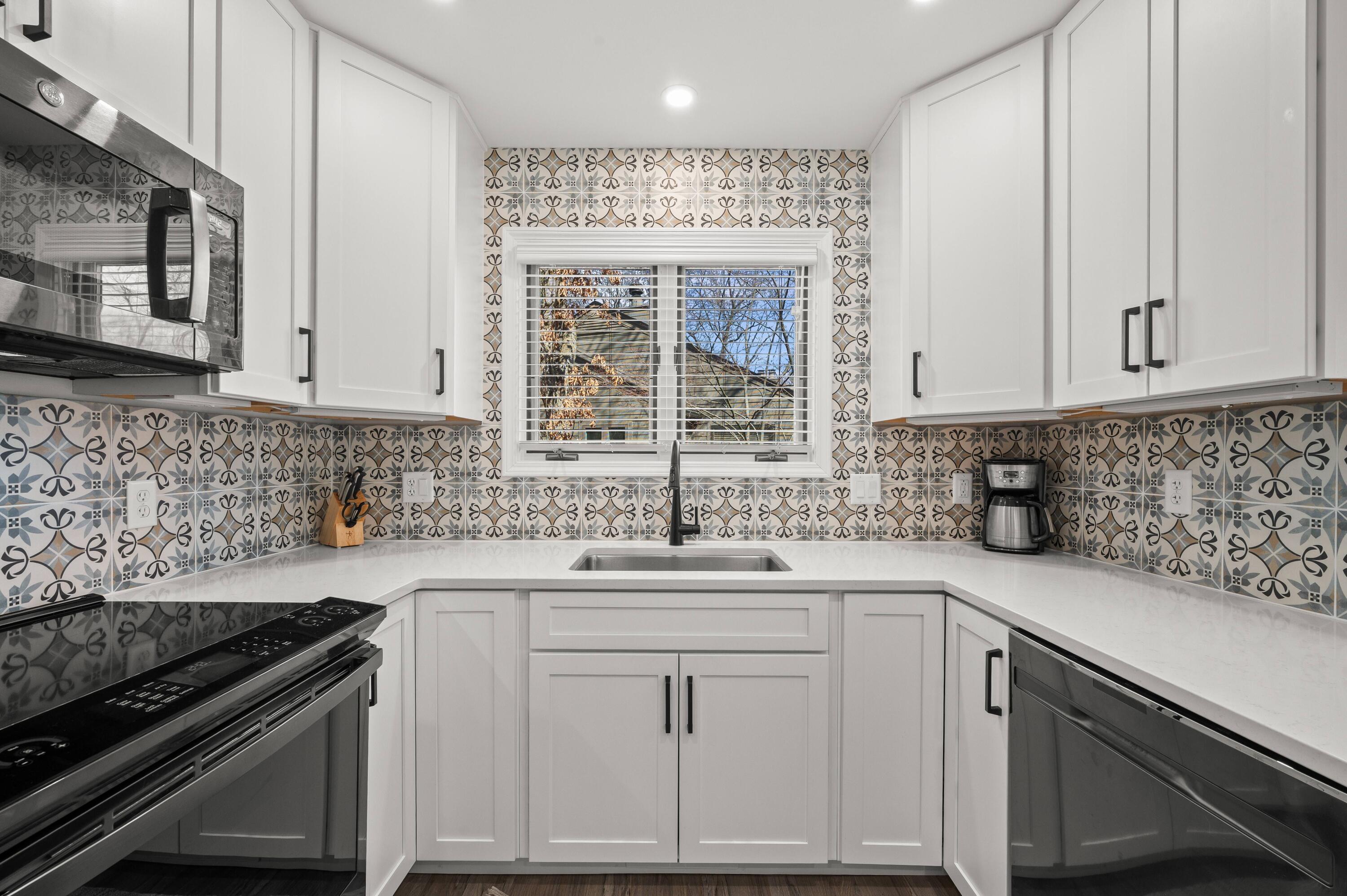 1501 W Water Street 61