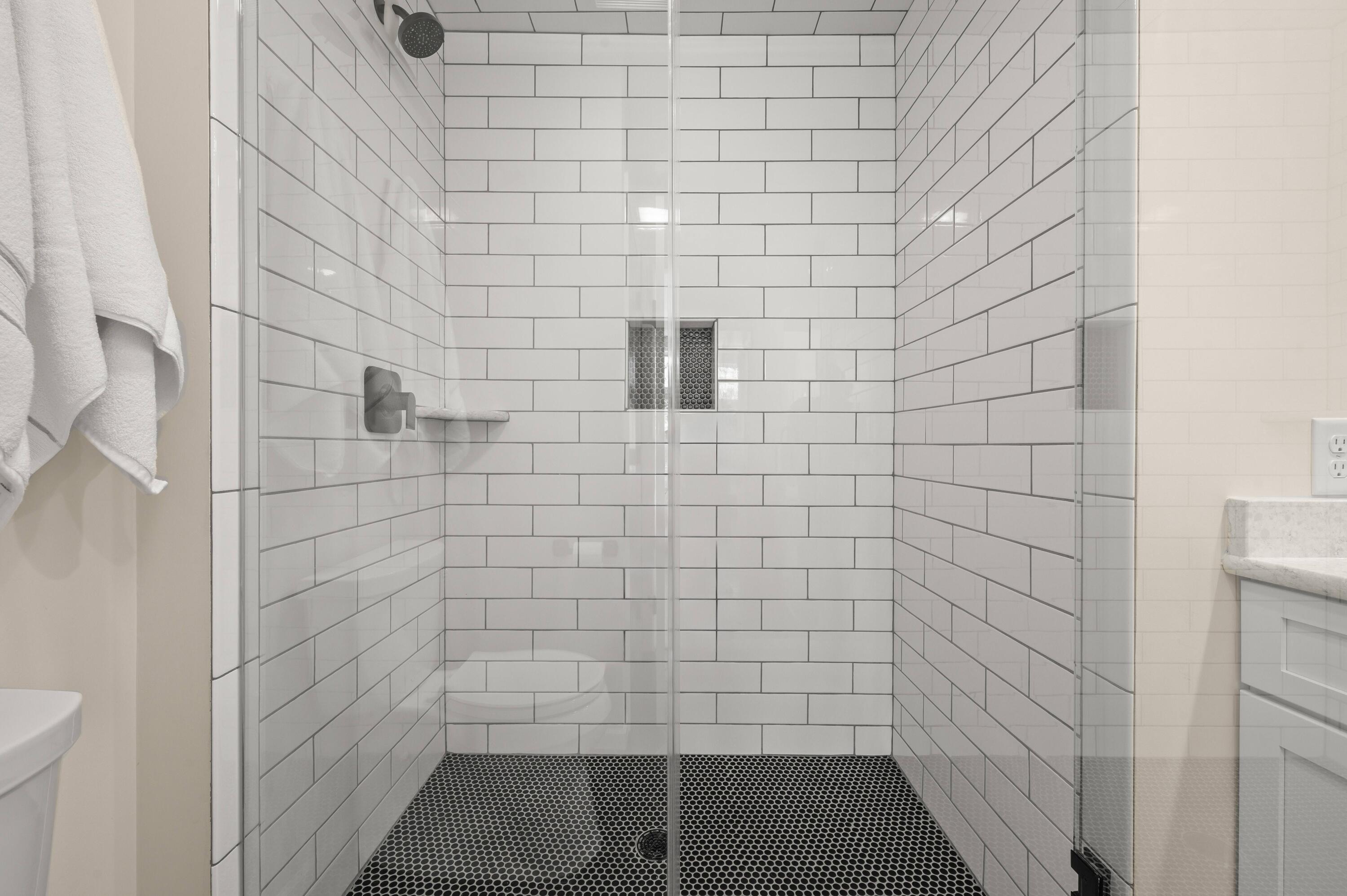 1501 W Water Street 61