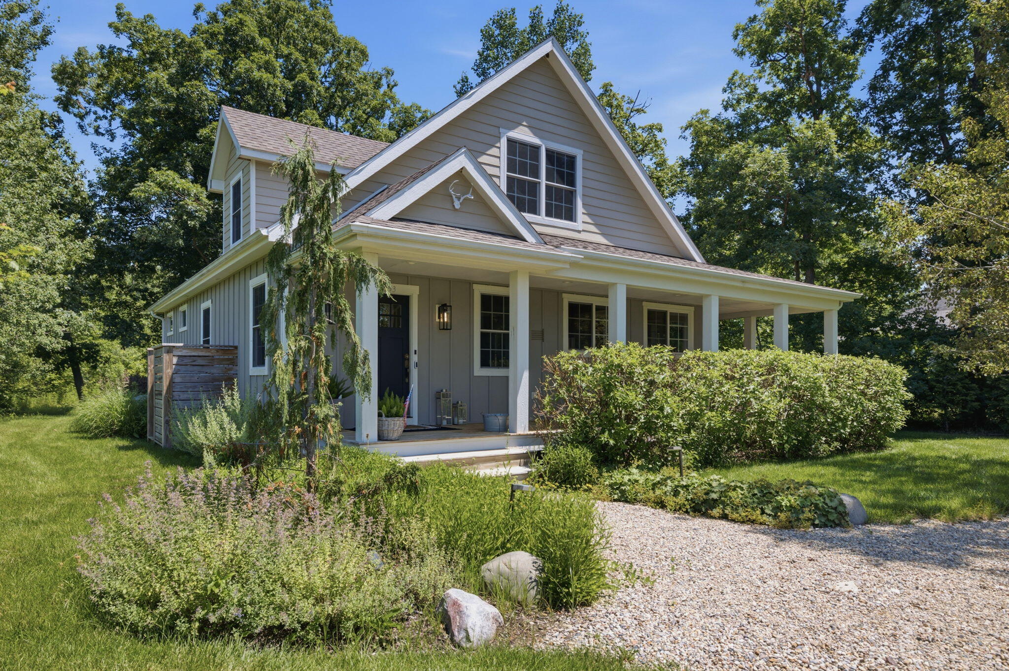 5553 Hidden Pond Lane