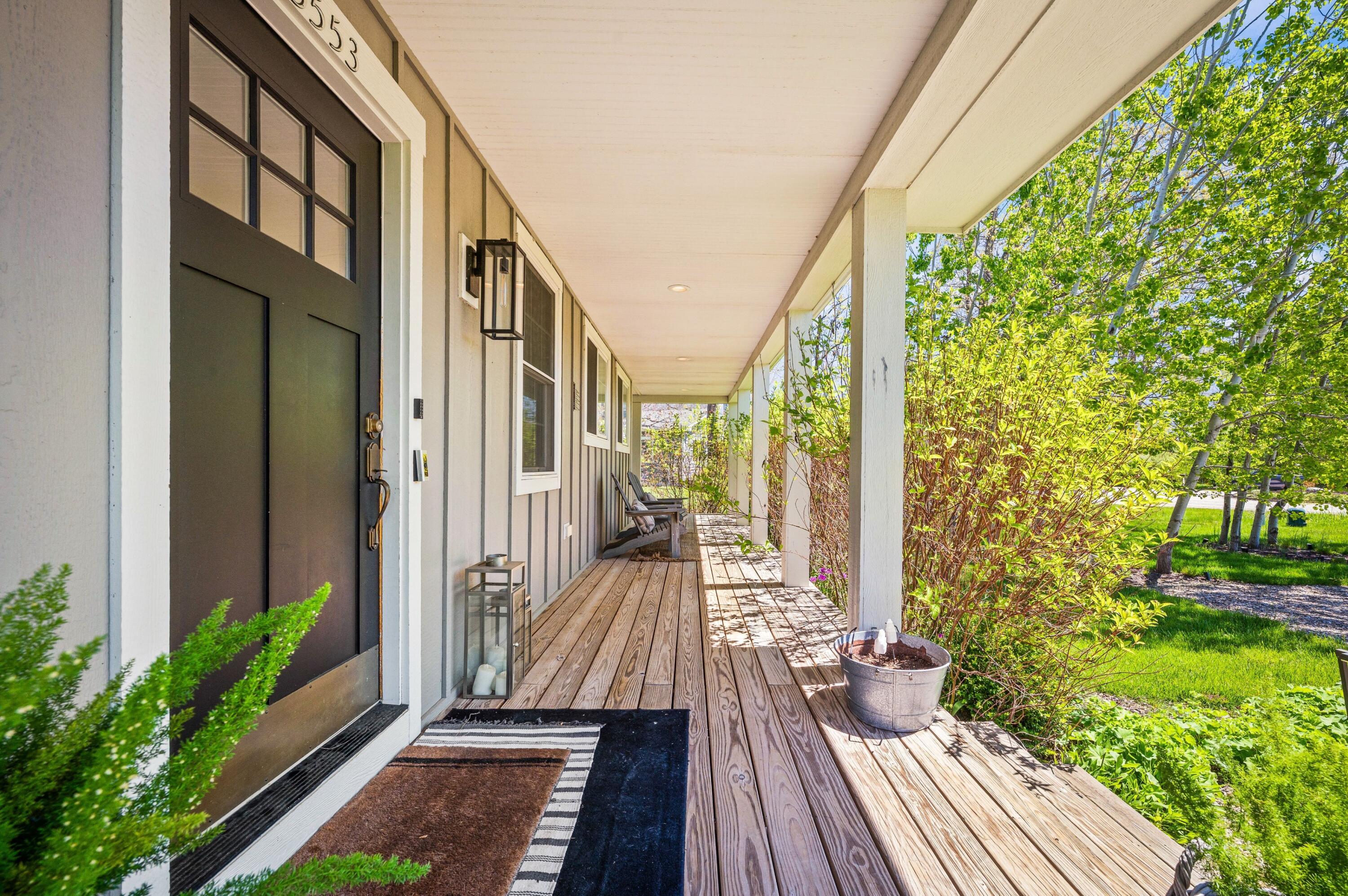 5553 Hidden Pond Lane