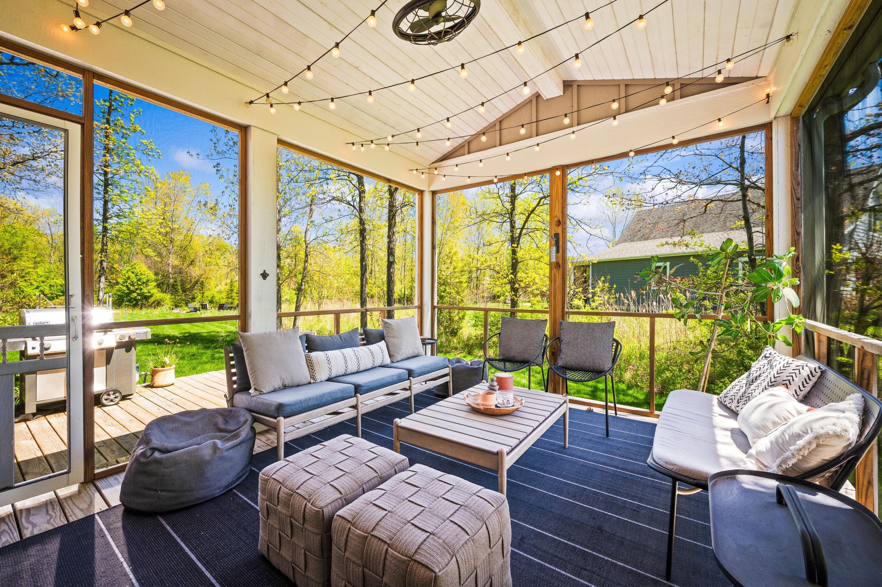 5553 Hidden Pond Lane