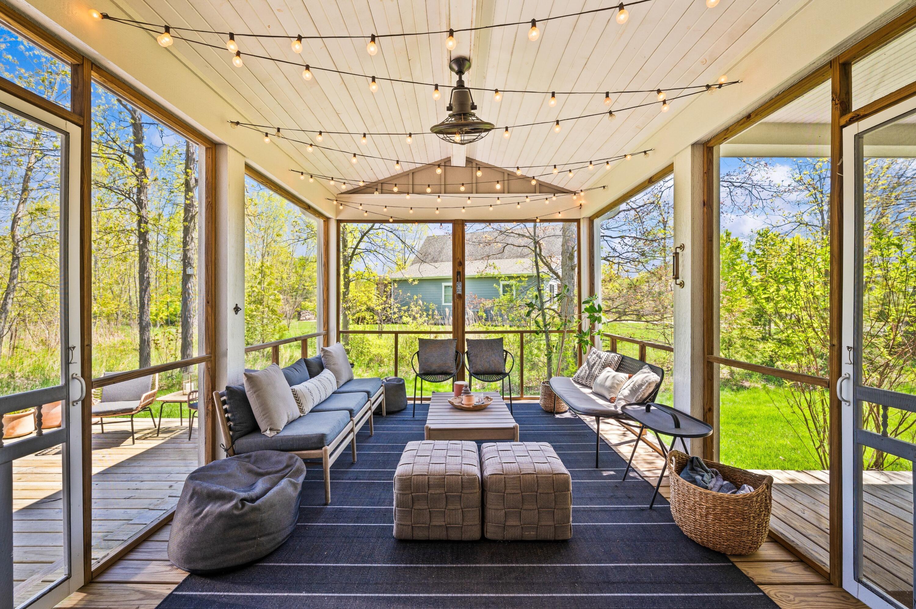 5553 Hidden Pond Lane