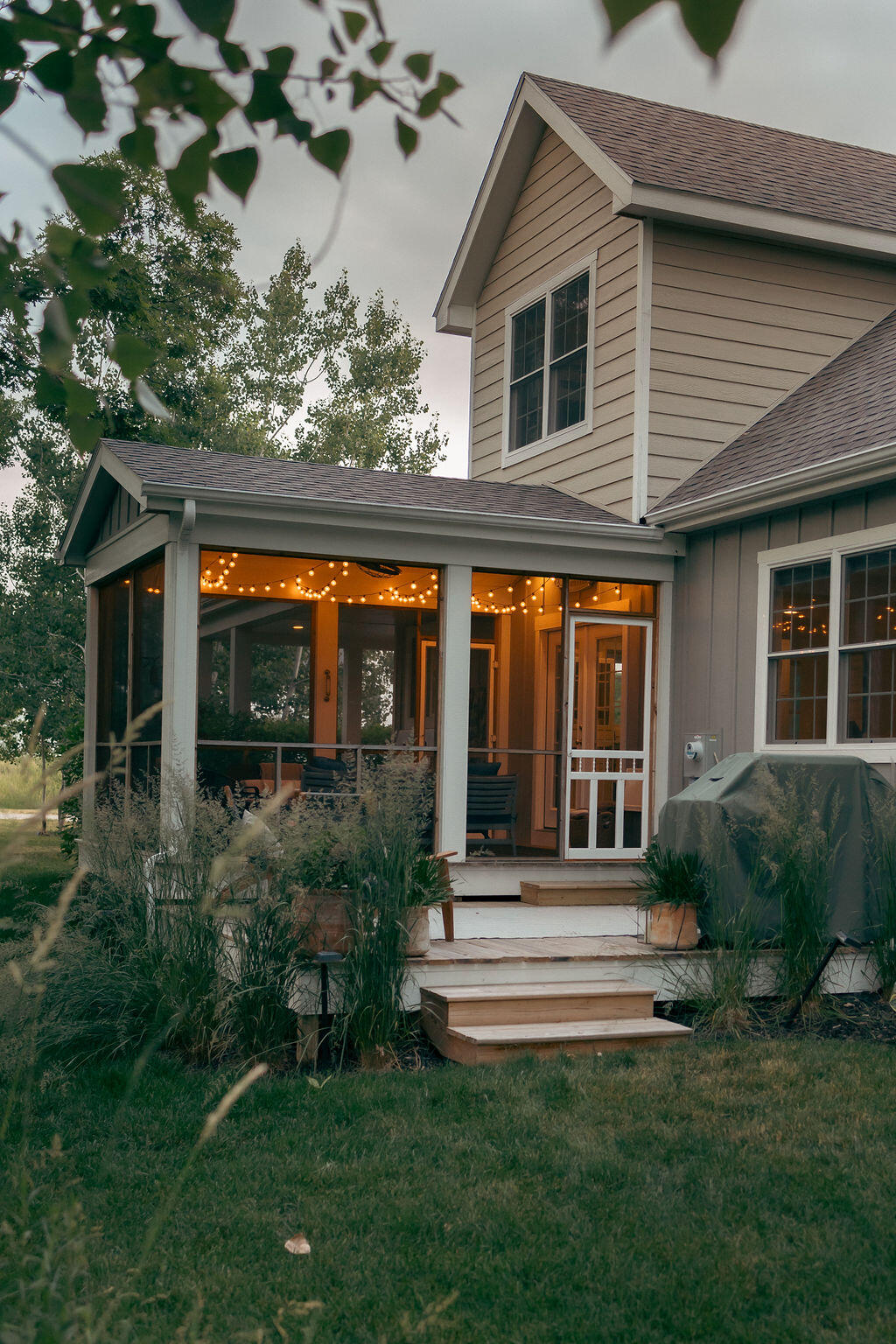 5553 Hidden Pond Lane