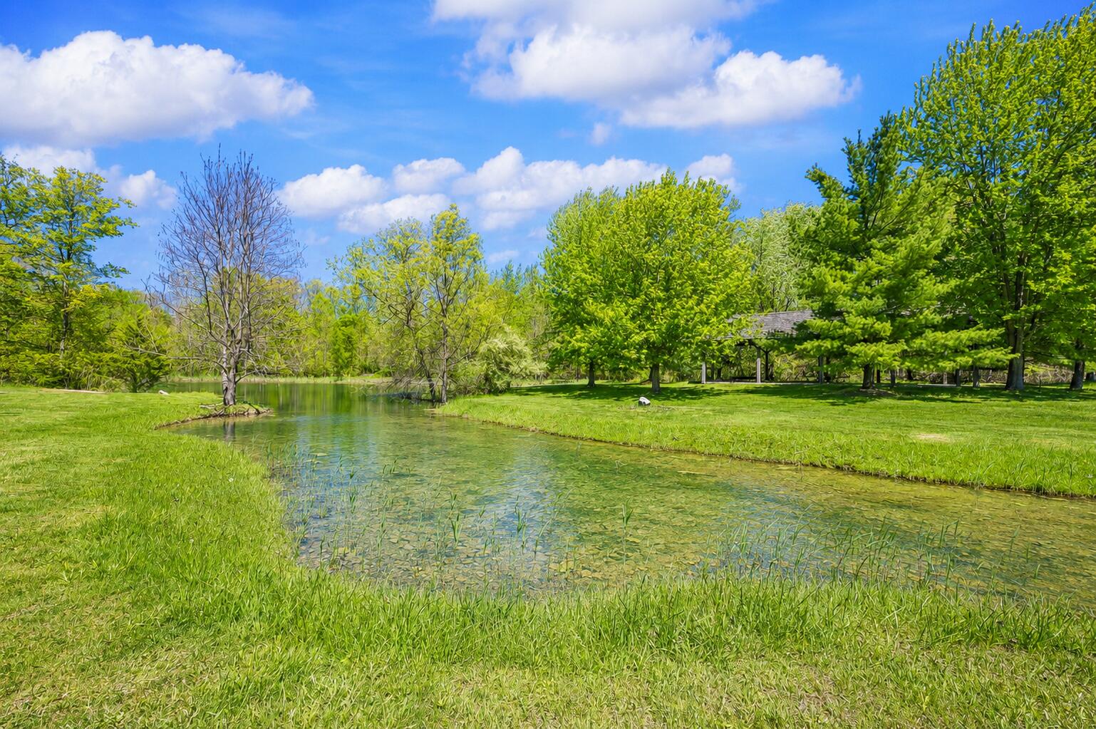 5553 Hidden Pond Lane