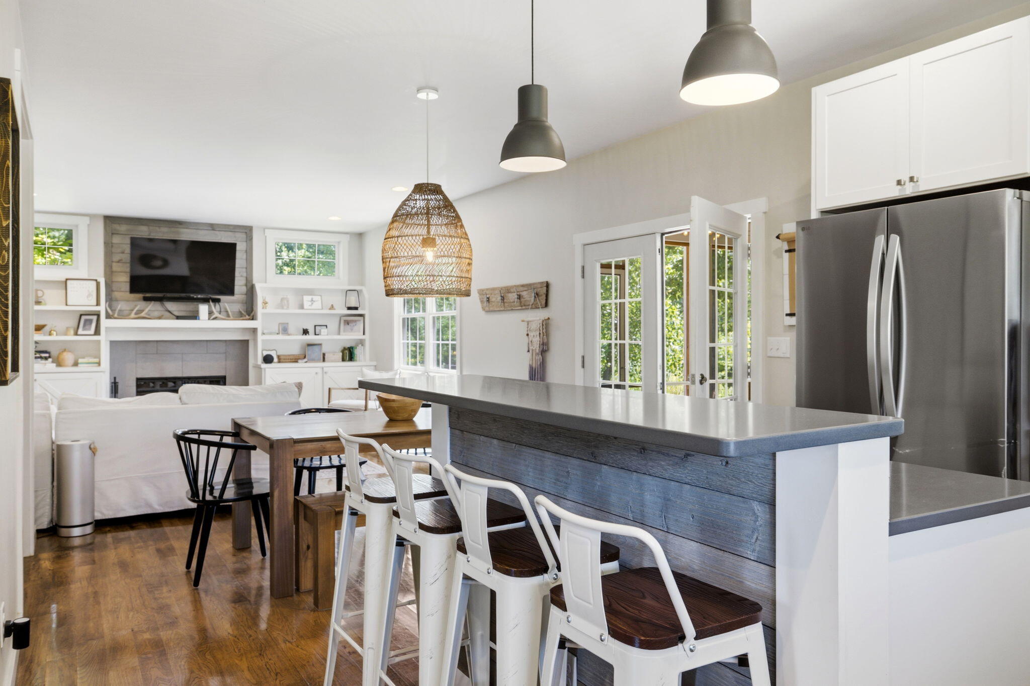 5553 Hidden Pond Lane