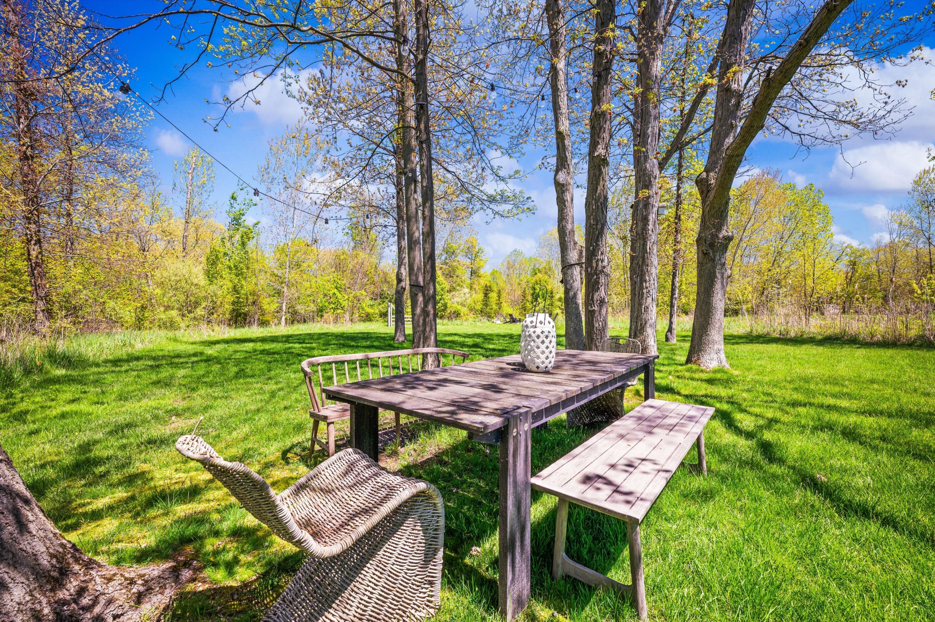 5553 Hidden Pond Lane