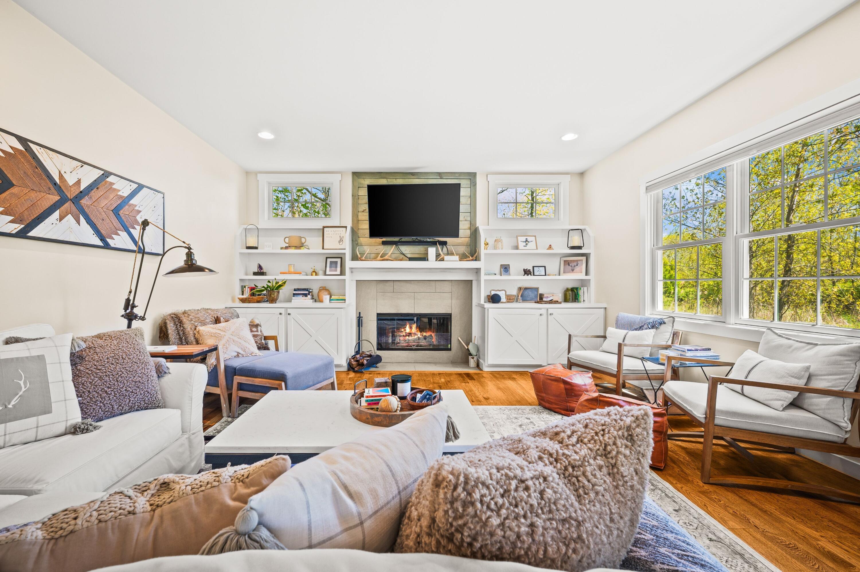 5553 Hidden Pond Lane