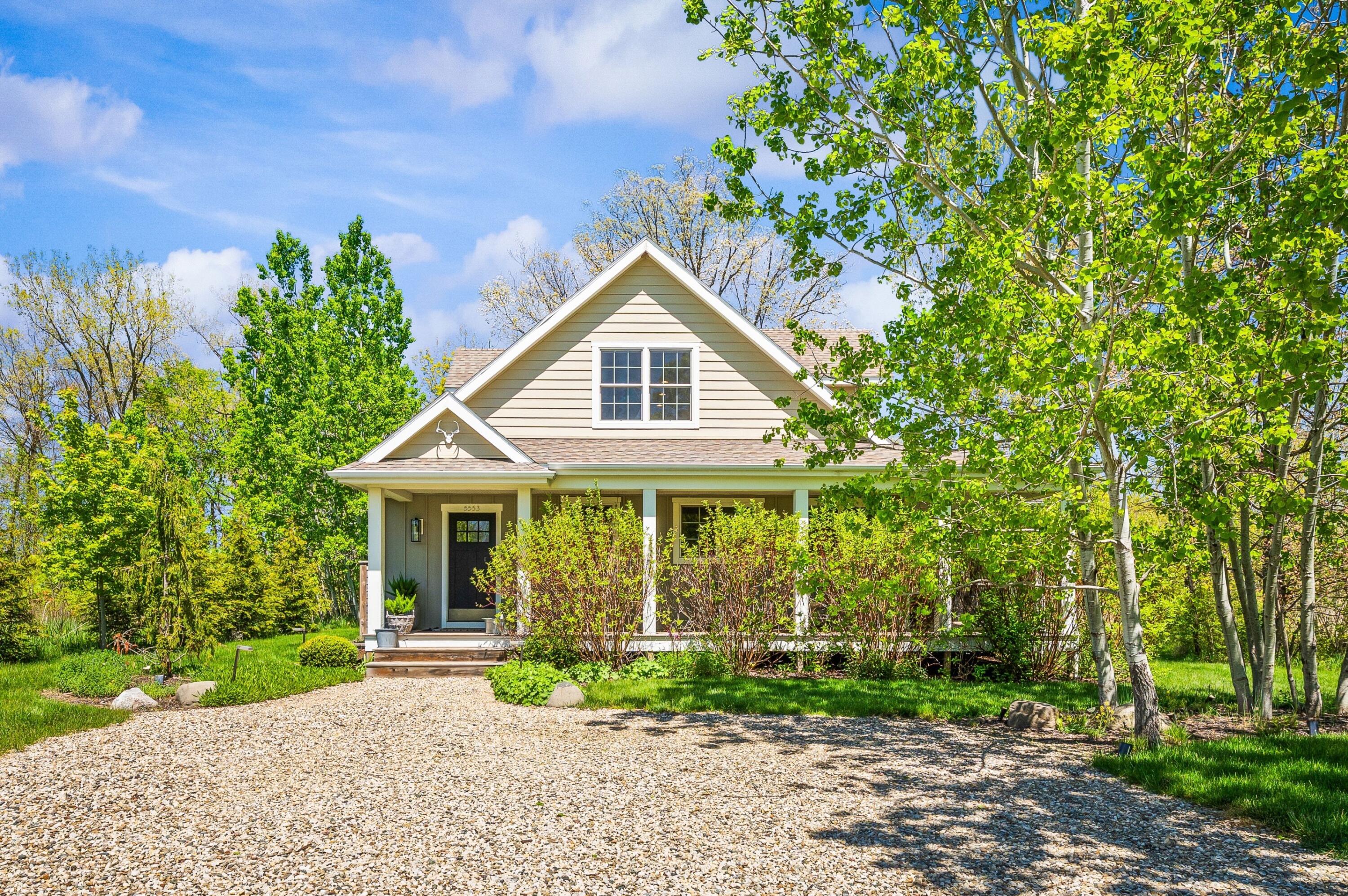 5553 Hidden Pond Lane