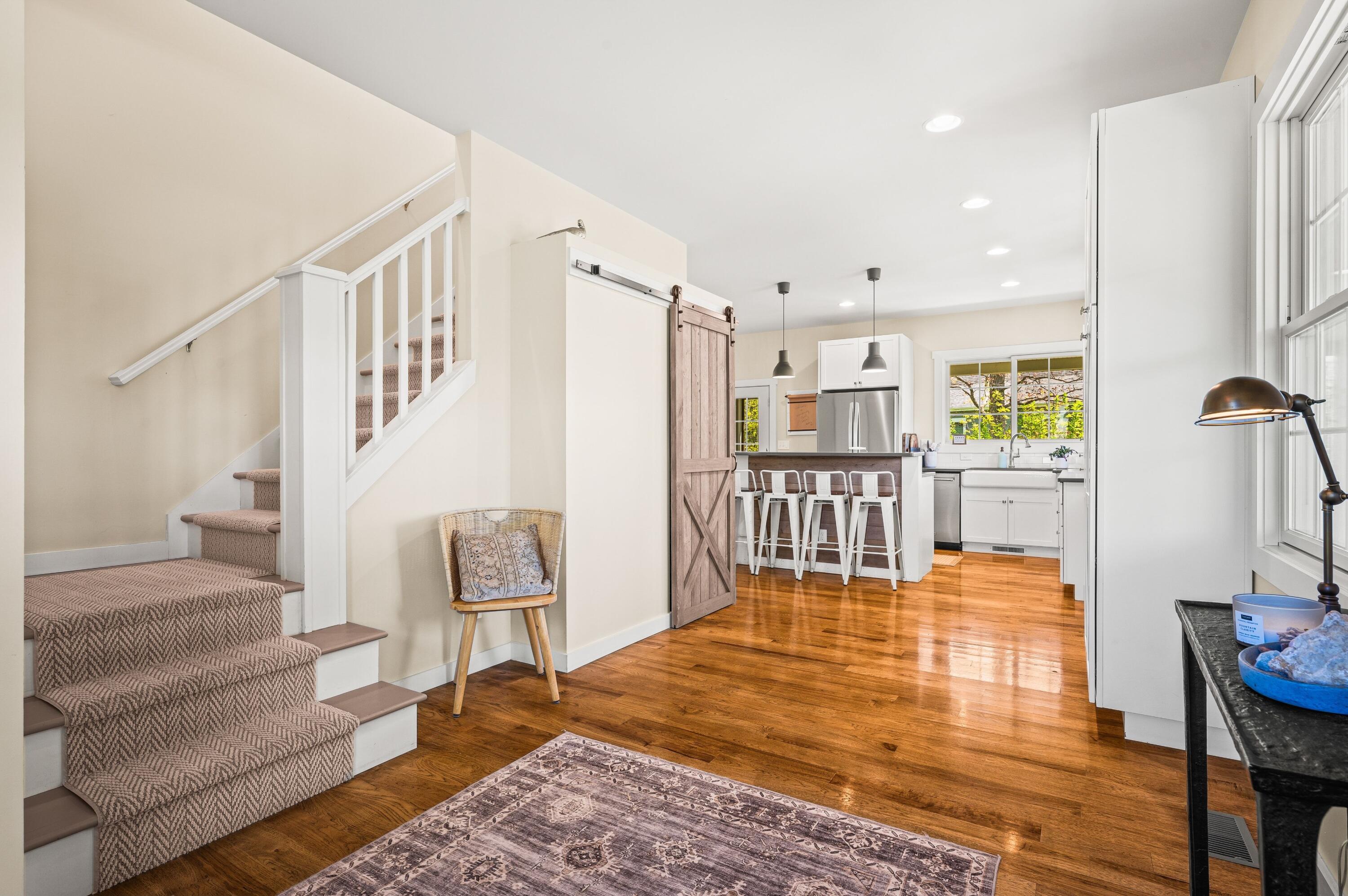5553 Hidden Pond Lane