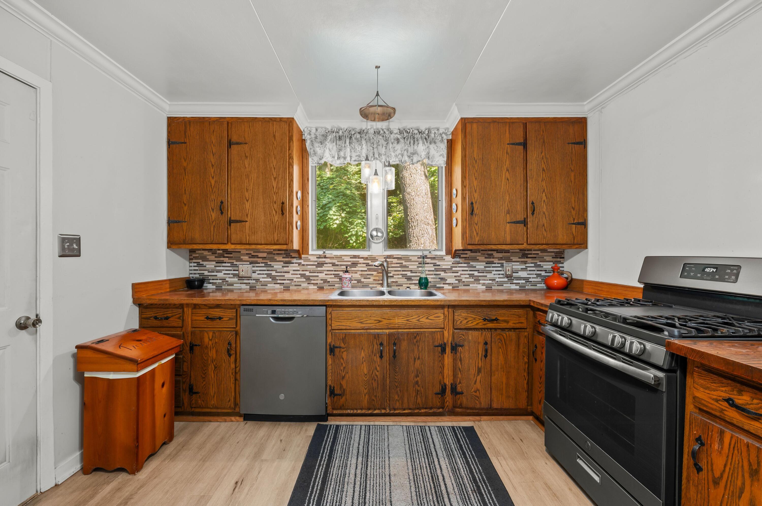 4128 Ponchartrain Trail