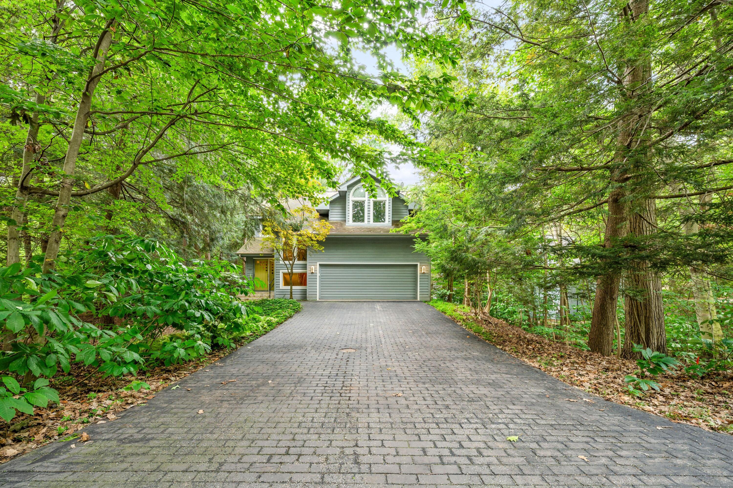 12760 Highland Shores Drive