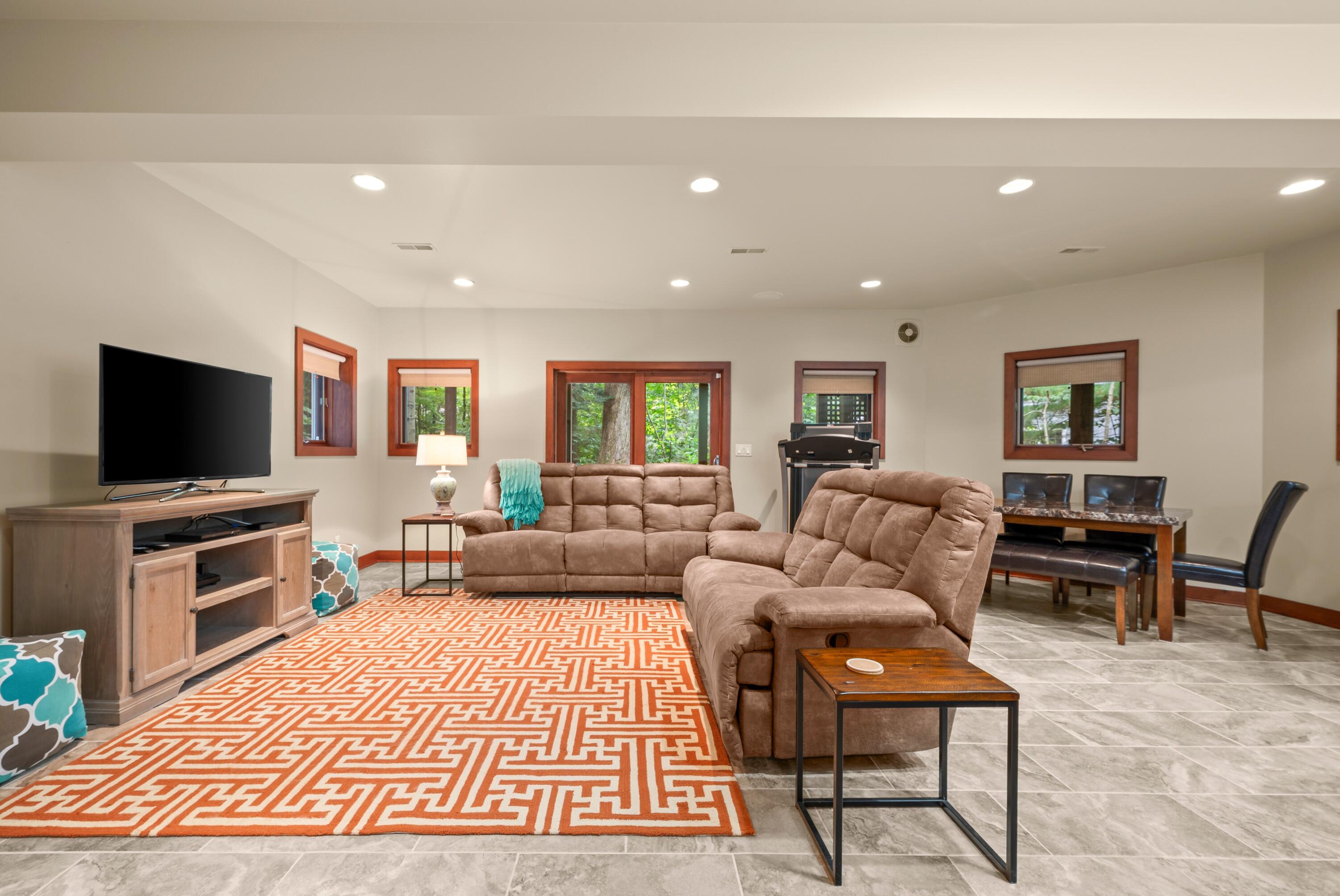 12760 Highland Shores Drive