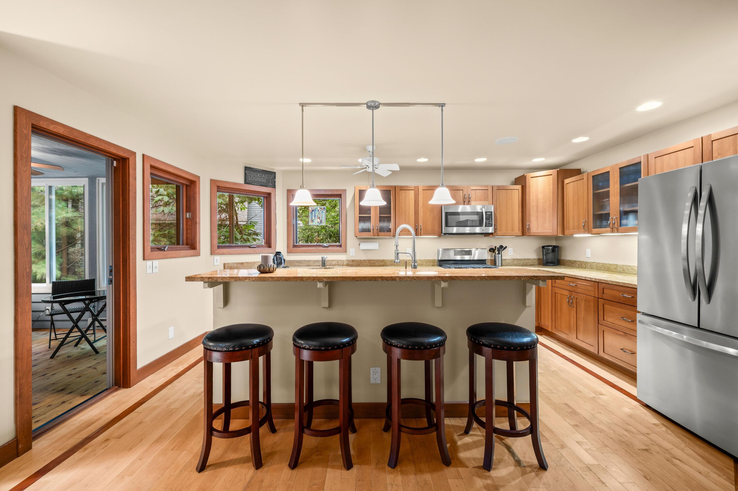 12760 Highland Shores Drive