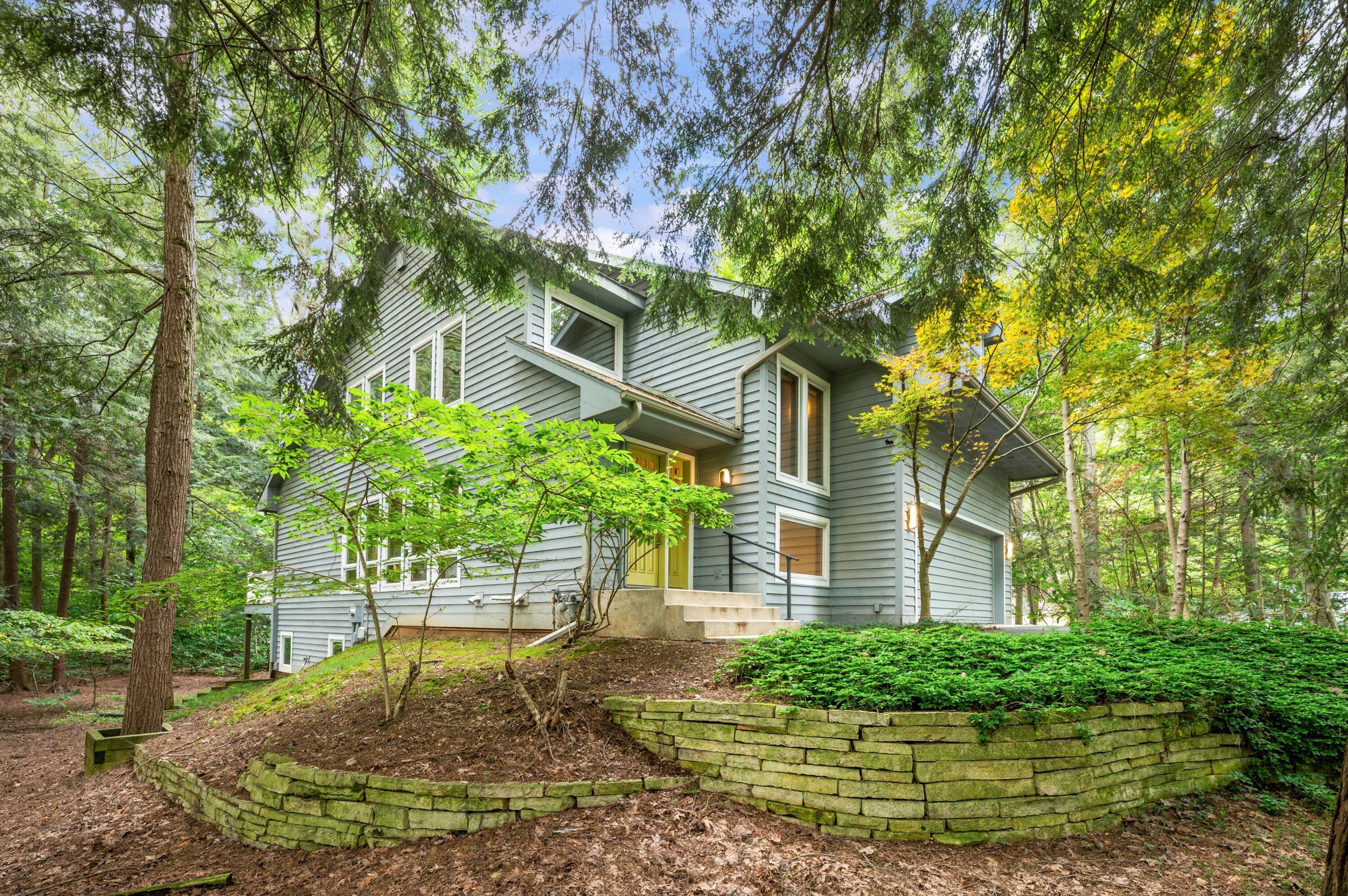 12760 Highland Shores Drive