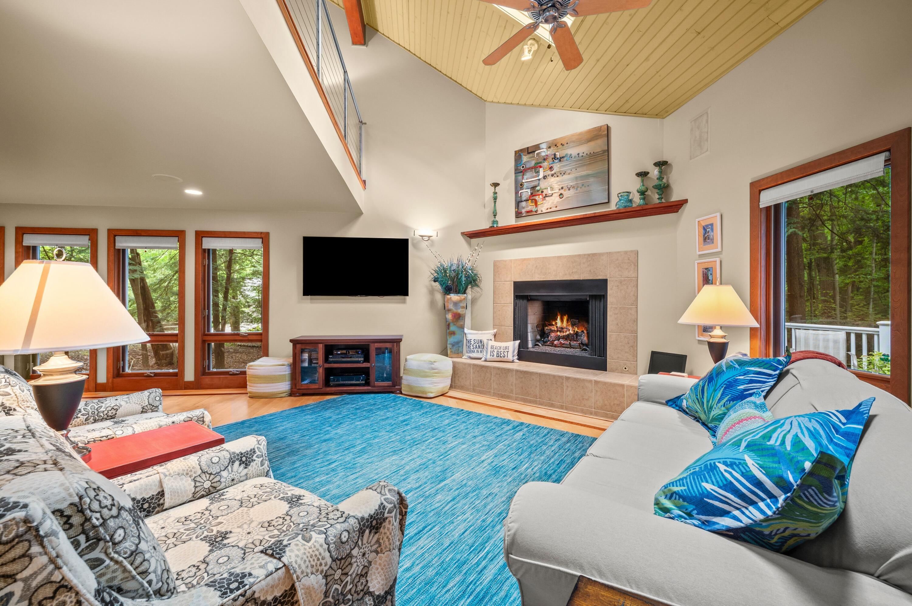12760 Highland Shores Drive