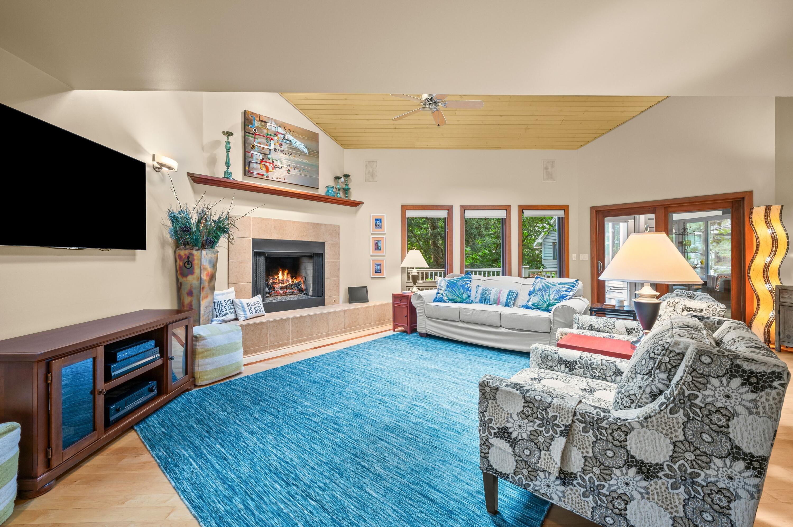 12760 Highland Shores Drive