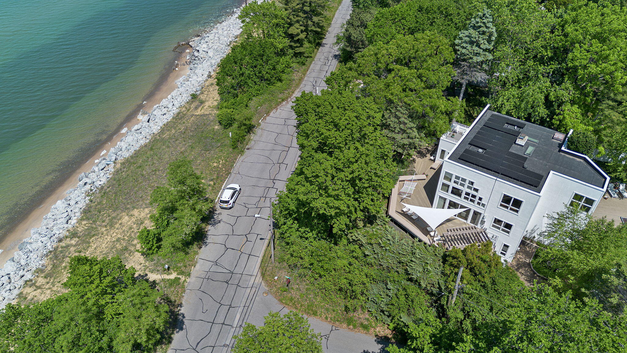 301 E Lake Front Drive