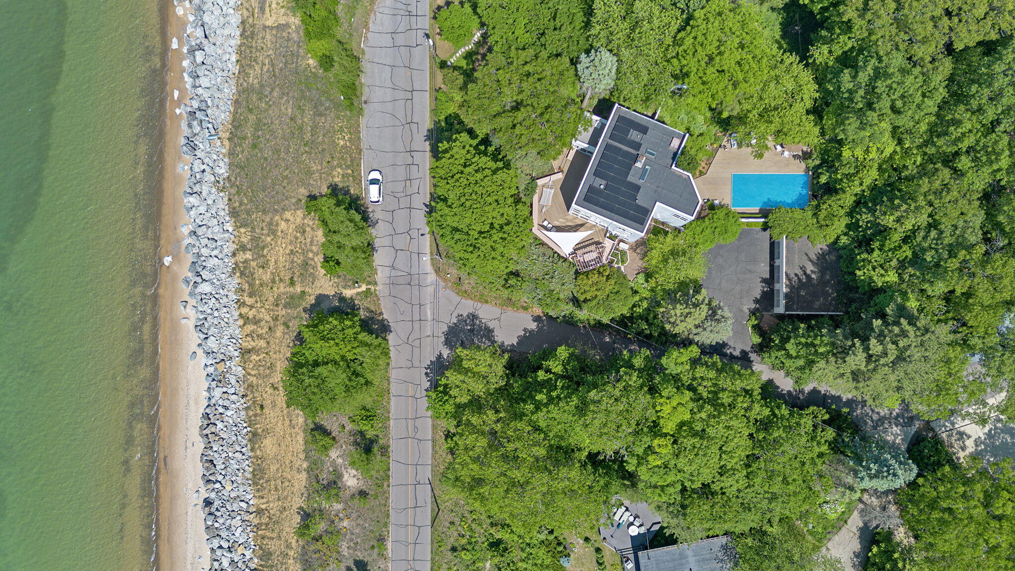 301 E Lake Front Drive