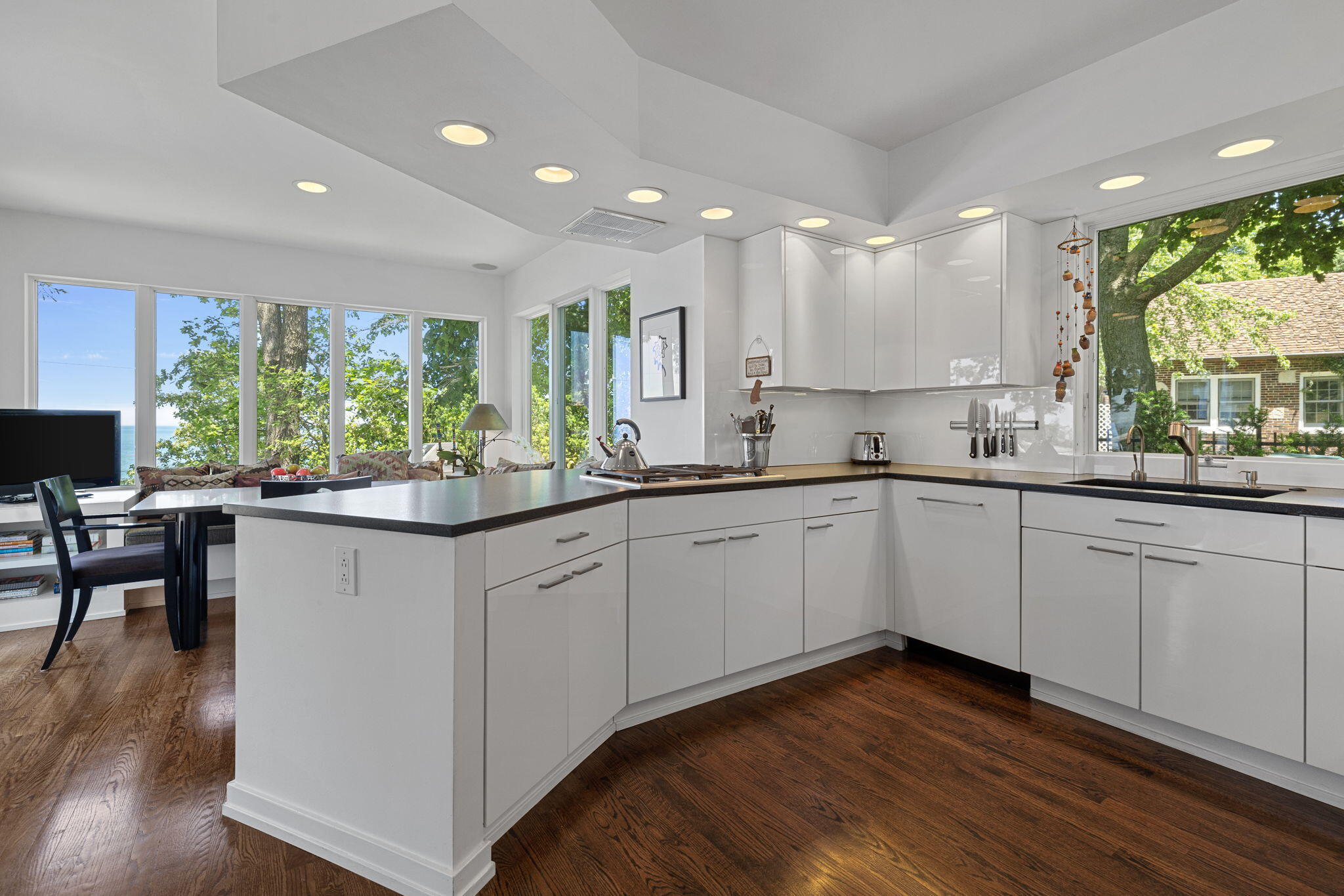 301 E Lake Front Drive