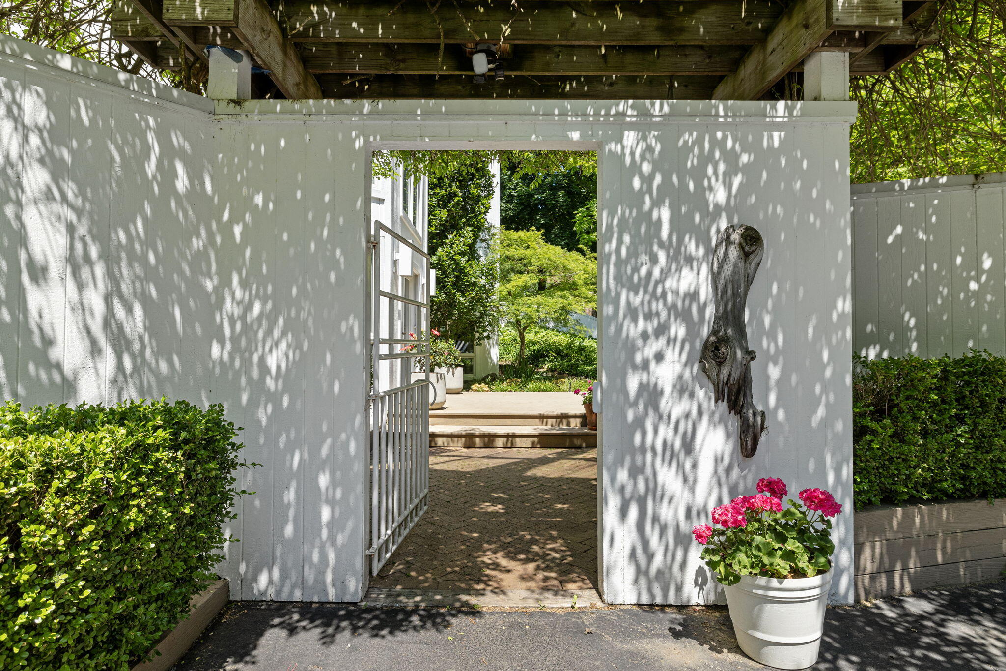 301 E Lake Front Drive