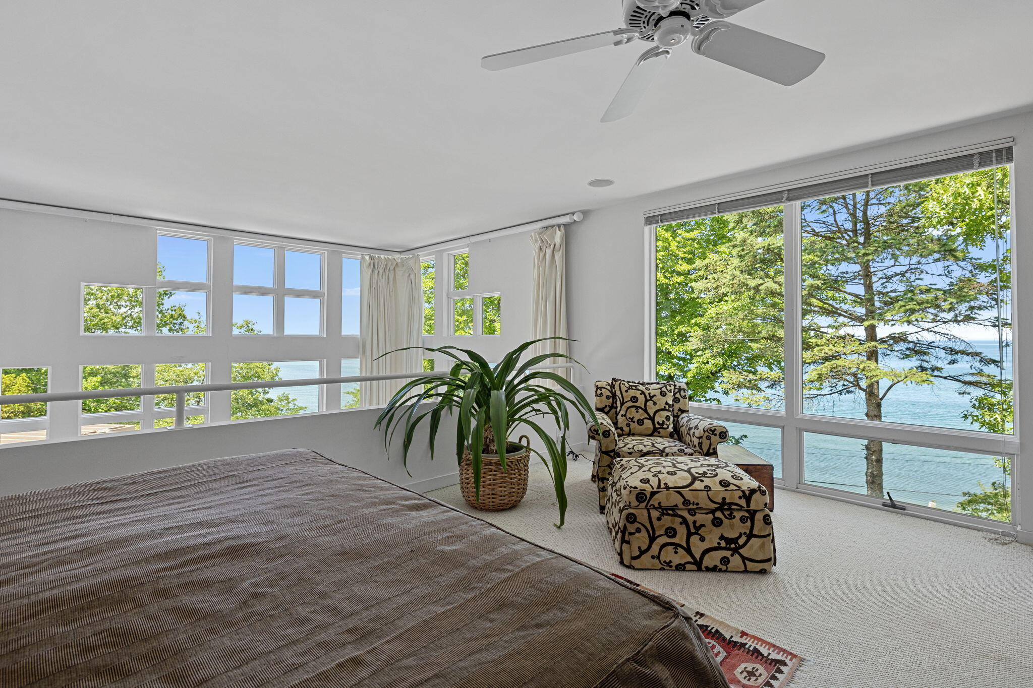 301 E Lake Front Drive