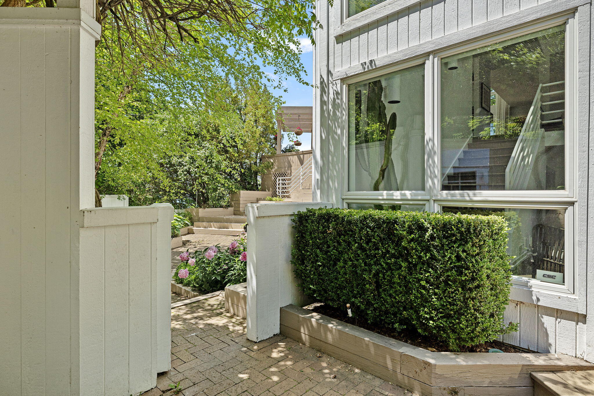 301 E Lake Front Drive