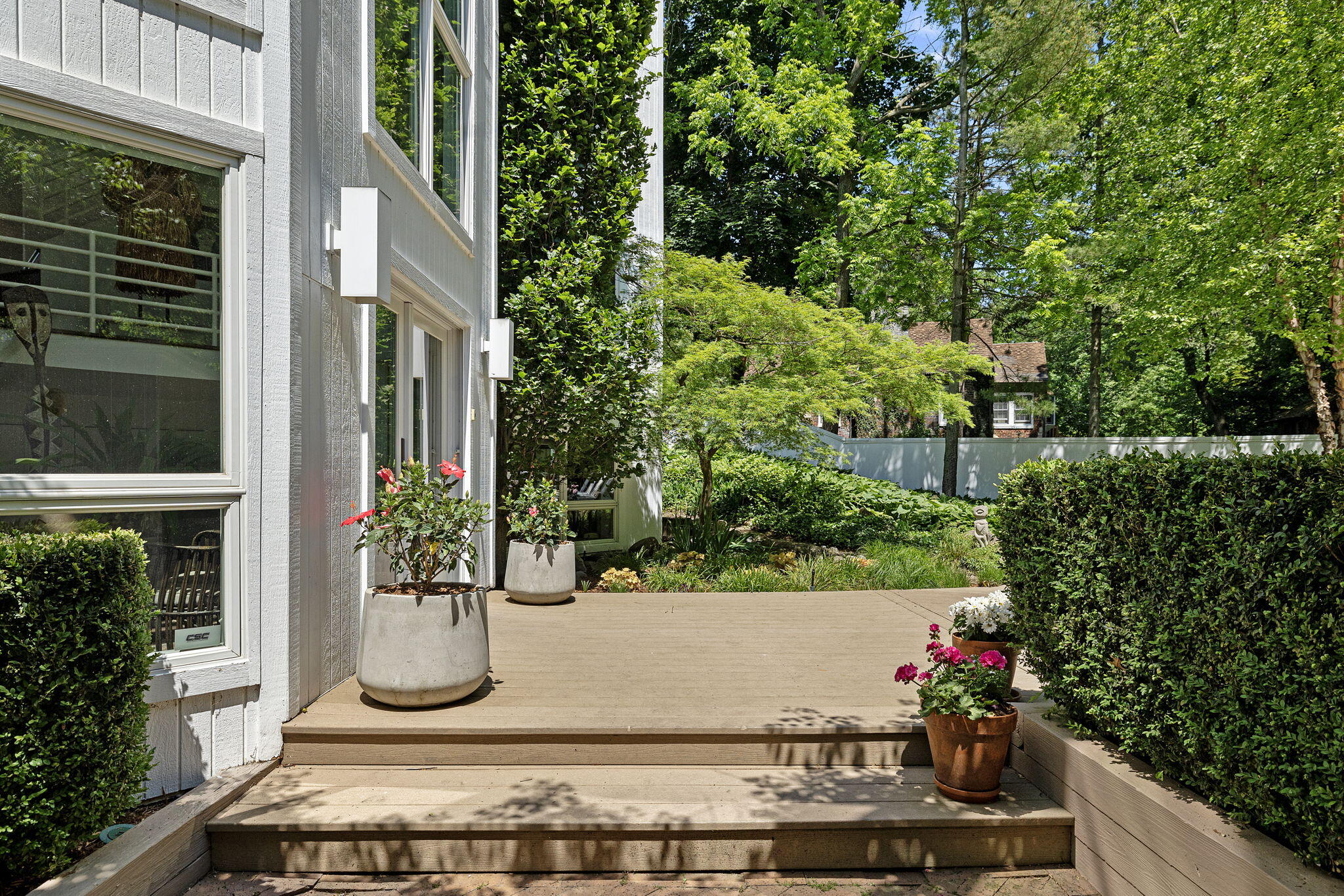 301 E Lake Front Drive