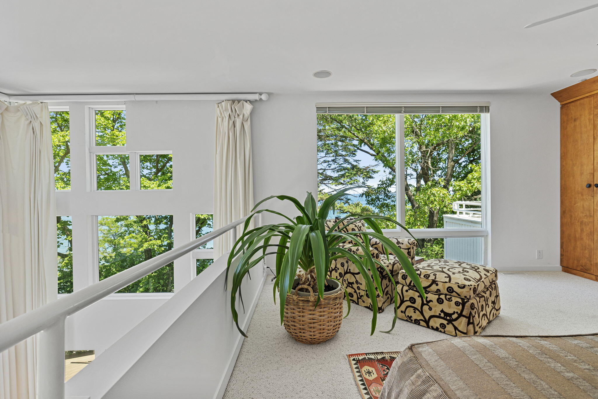301 E Lake Front Drive