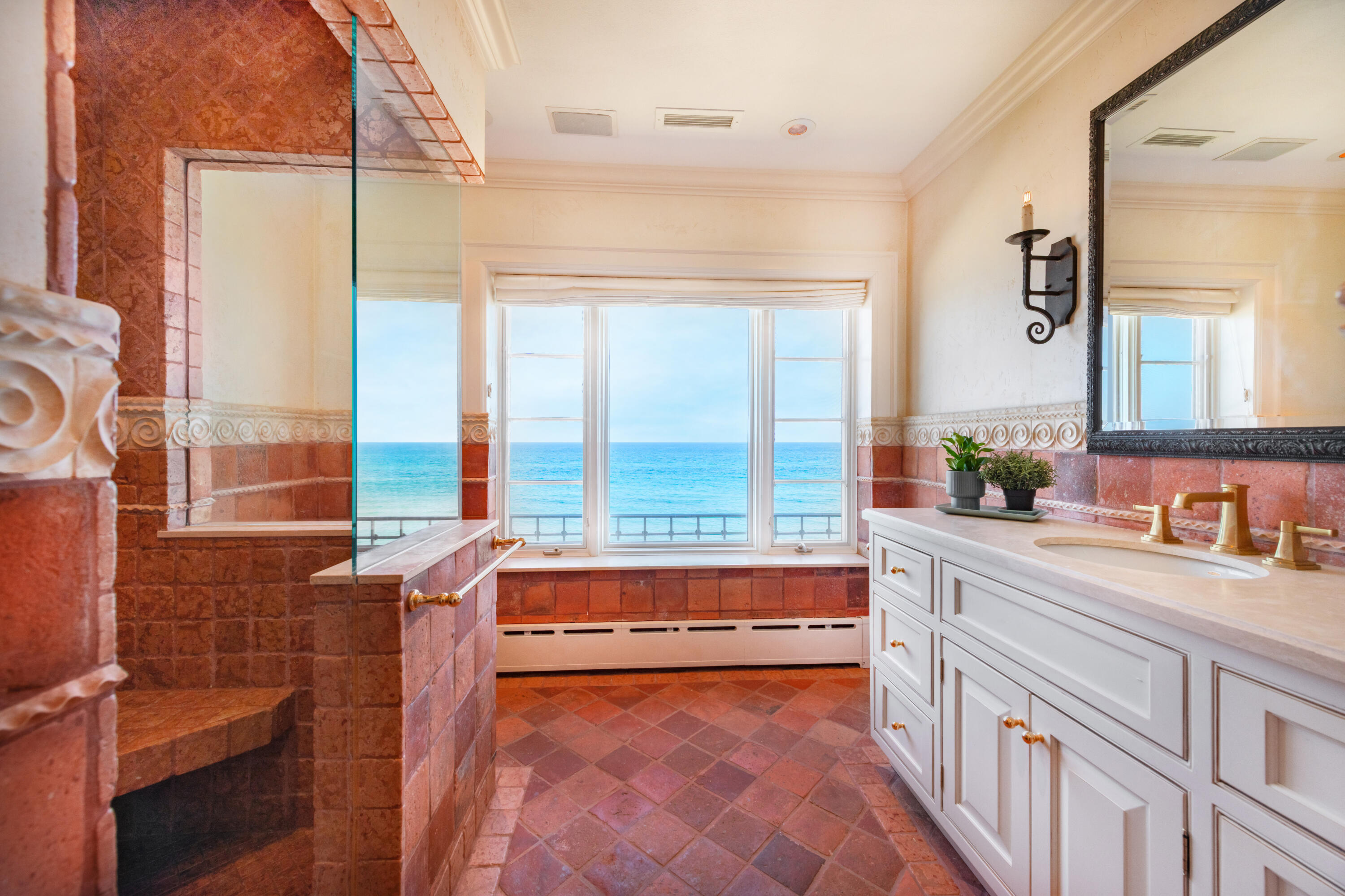 2306 Lake Shore Drive