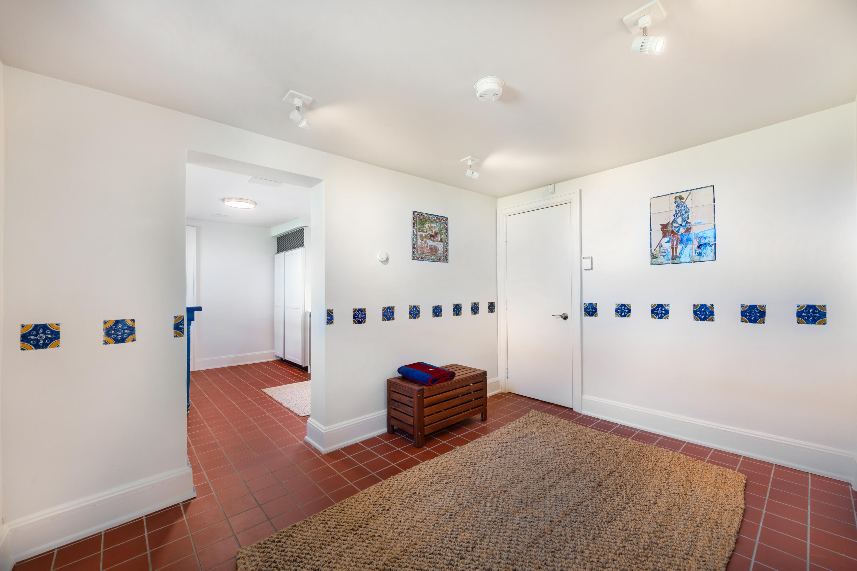 2306 Lake Shore Drive