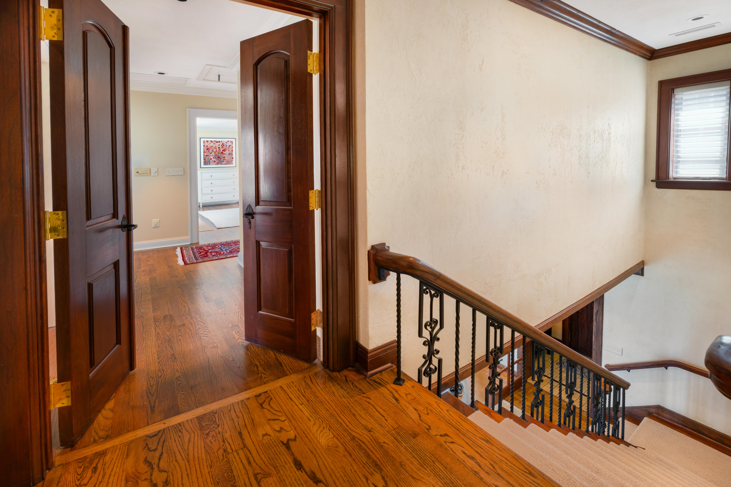 2306 Lake Shore Drive